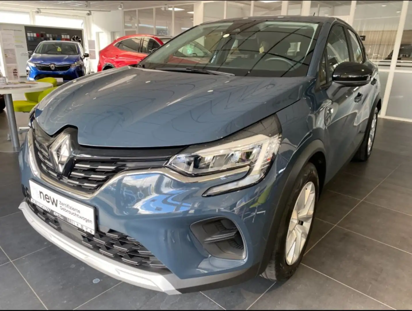 Renault Captur E-TECH PLUG-in 160 BUSINESS EDITION Blau - 1