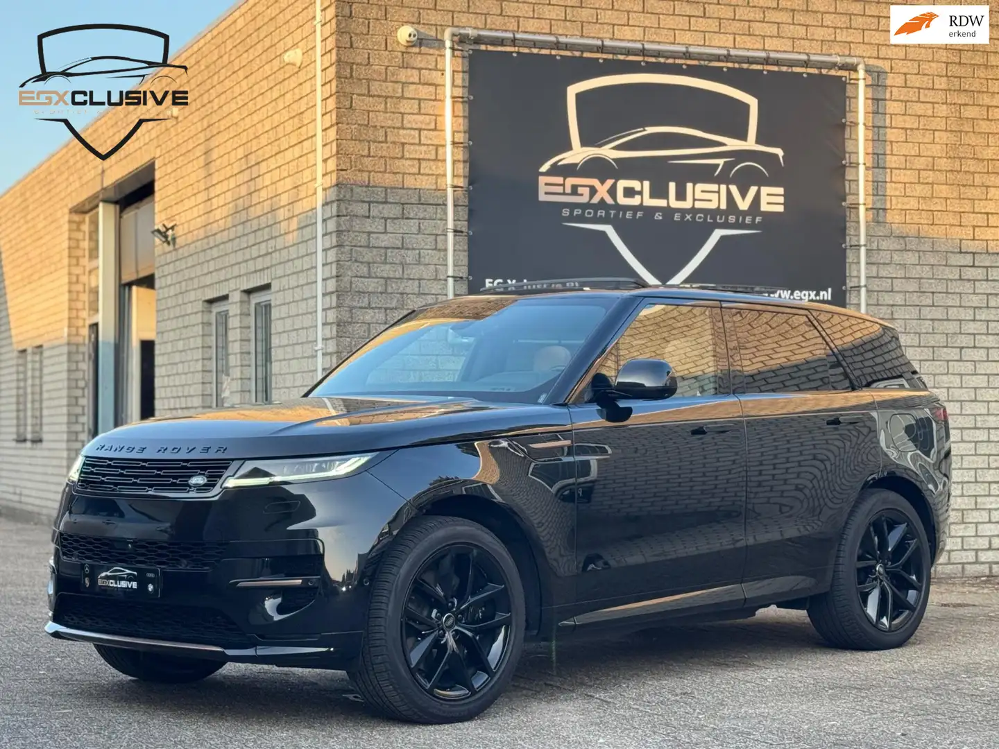 Land Rover Range Rover Sport 3.0 P460e Dynamic HSE PHEV Pano/Meridian/360Cam Schwarz - 1