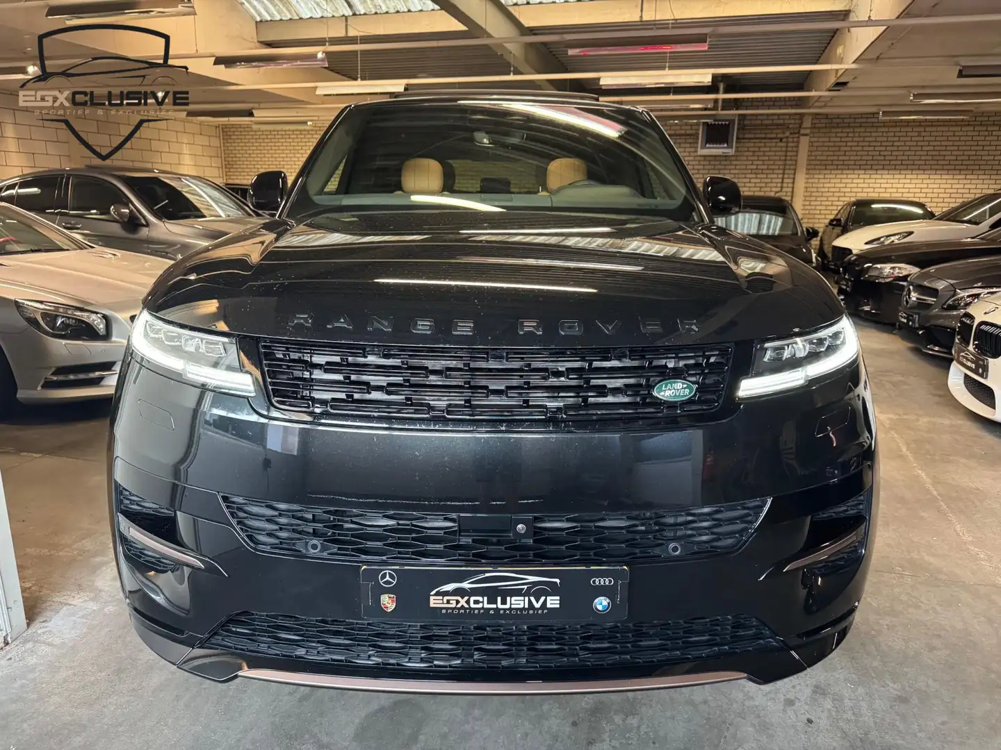 Land Rover Range Rover Sport 3.0 P460e Dynamic HSE PHEV Pano/Meridian/360Cam Schwarz - 2