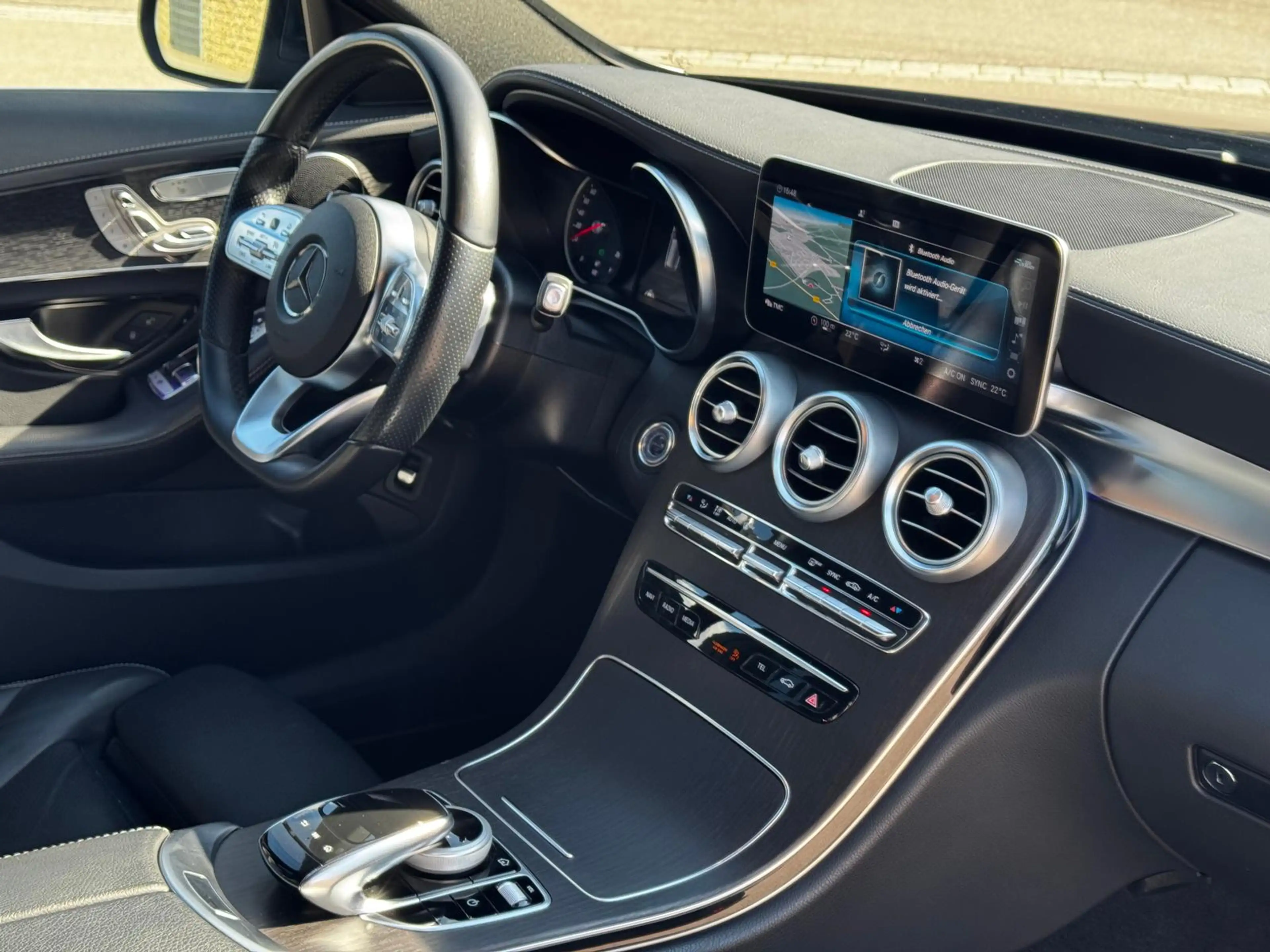 Mercedes-Benz C 300 d AMG/4Matic/LED/360/Memory/Tempomat — photo 10