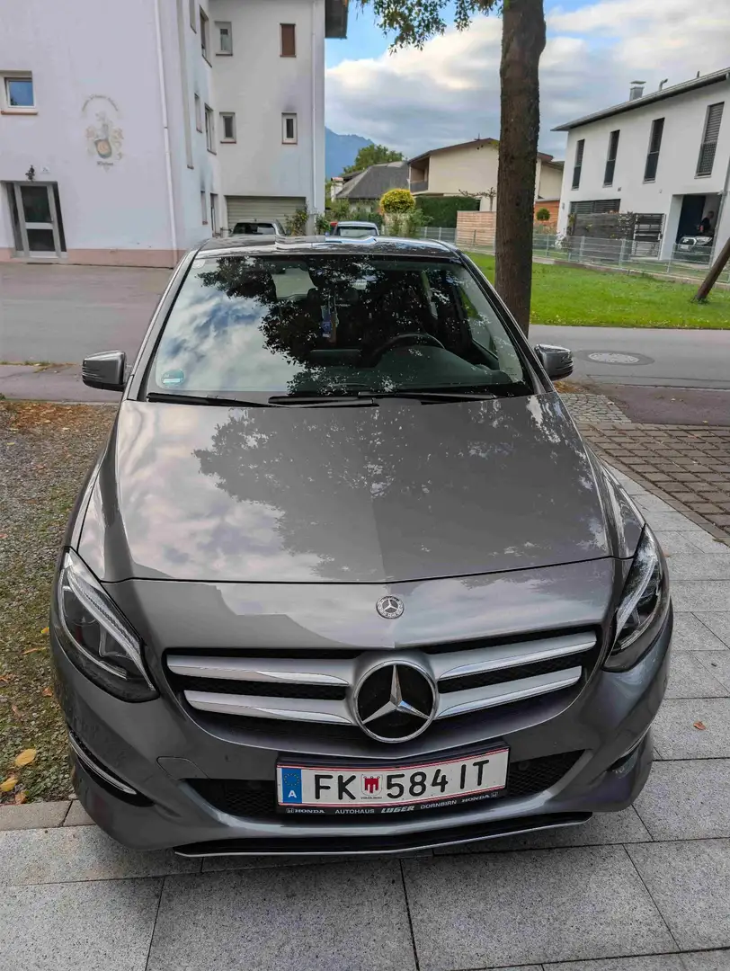 Mercedes-Benz B 180 7G-DCT Style - 2