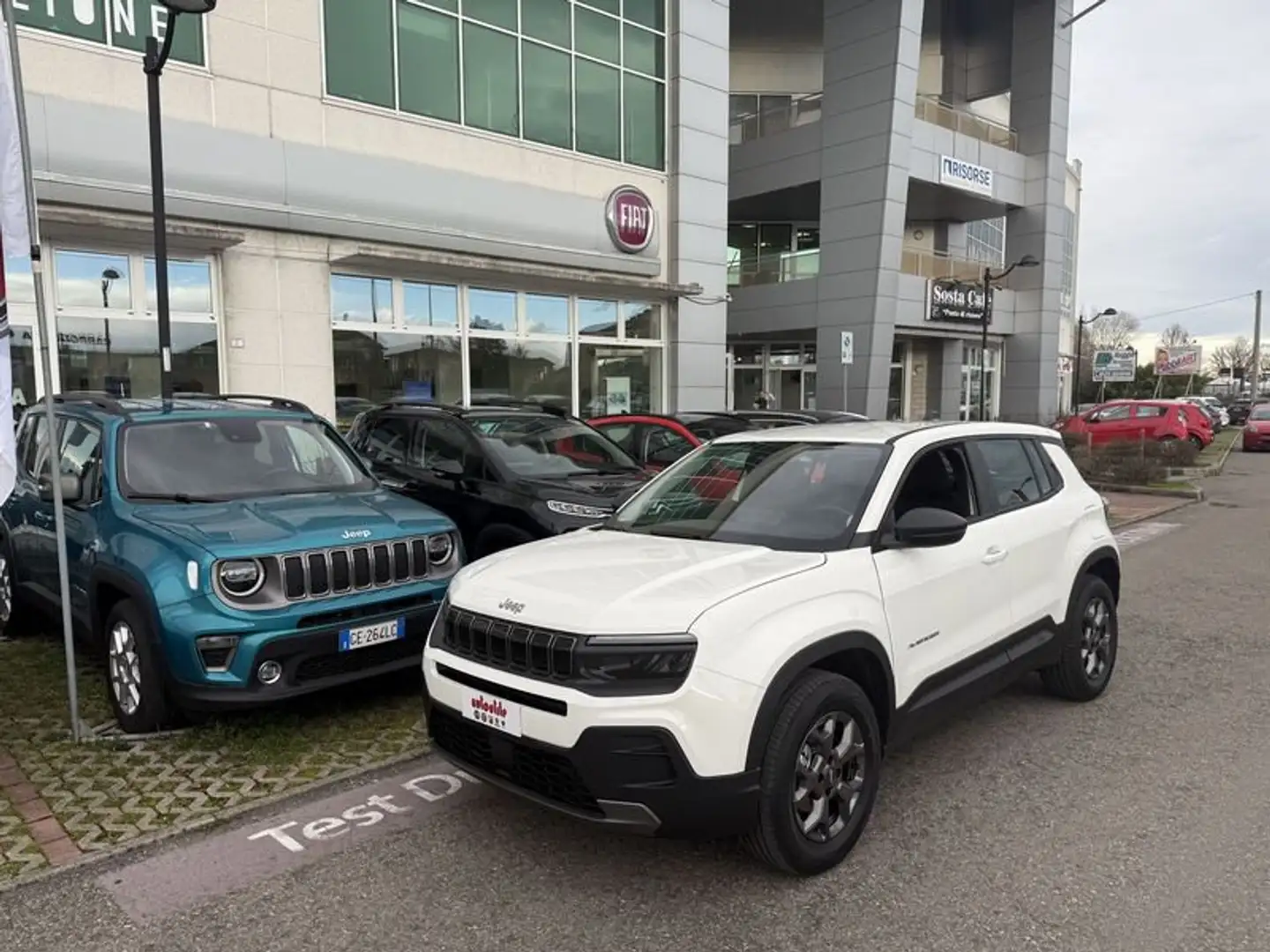 Jeep Avenger 1.2 Turbo Longitude Blanc - 1