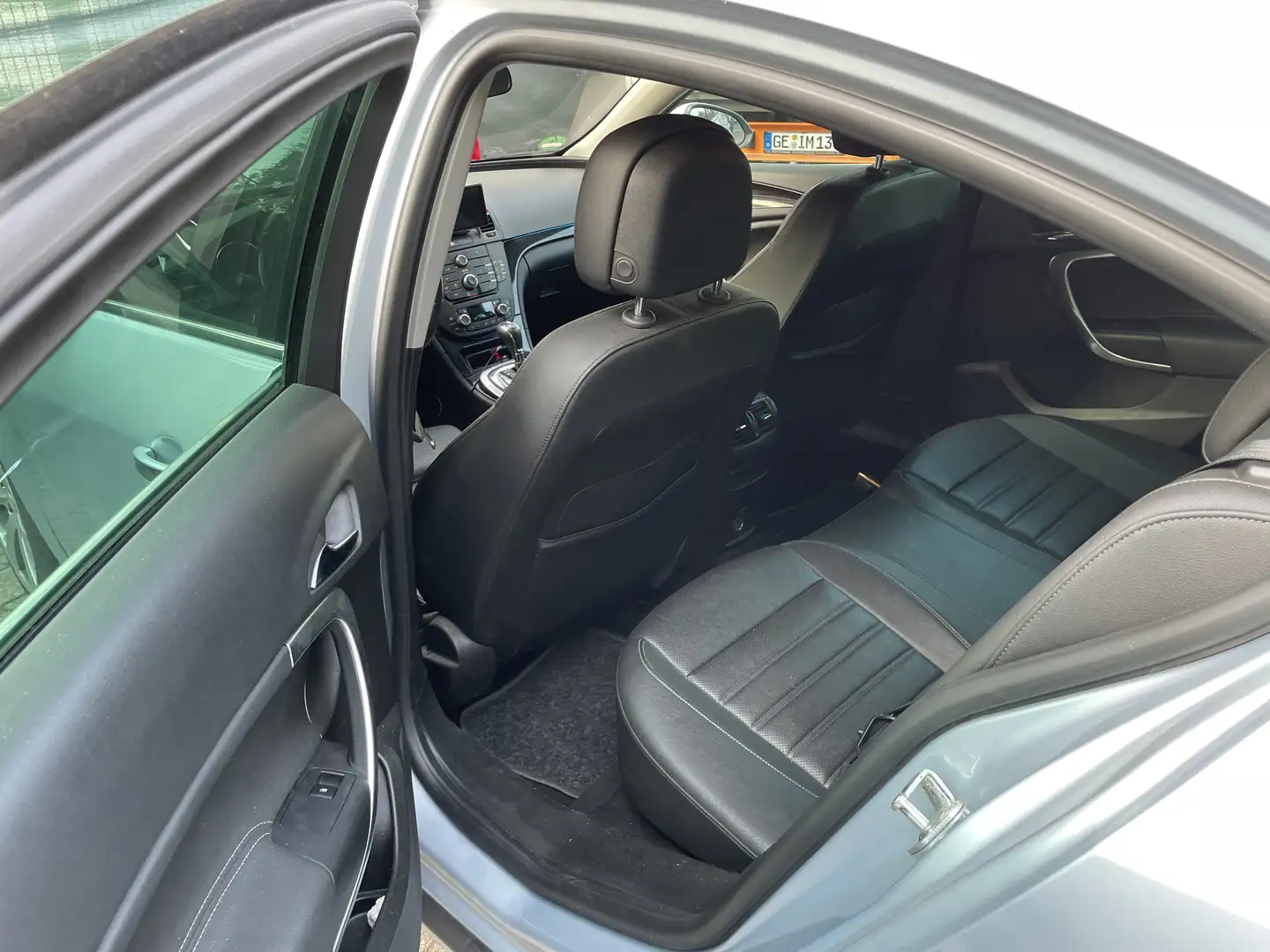 Opel Insignia Innovation Grau - 2