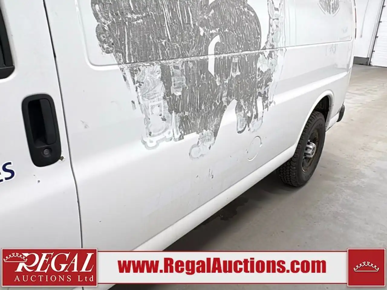 GMC Savana fotografie GMC Savana