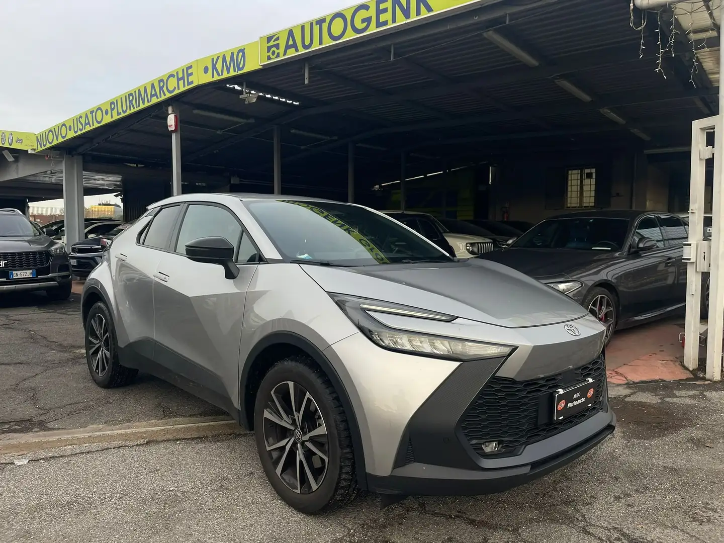 Toyota C-HR C-HR 2.0 phev Trend eco fwd e-cvt Argent - 1