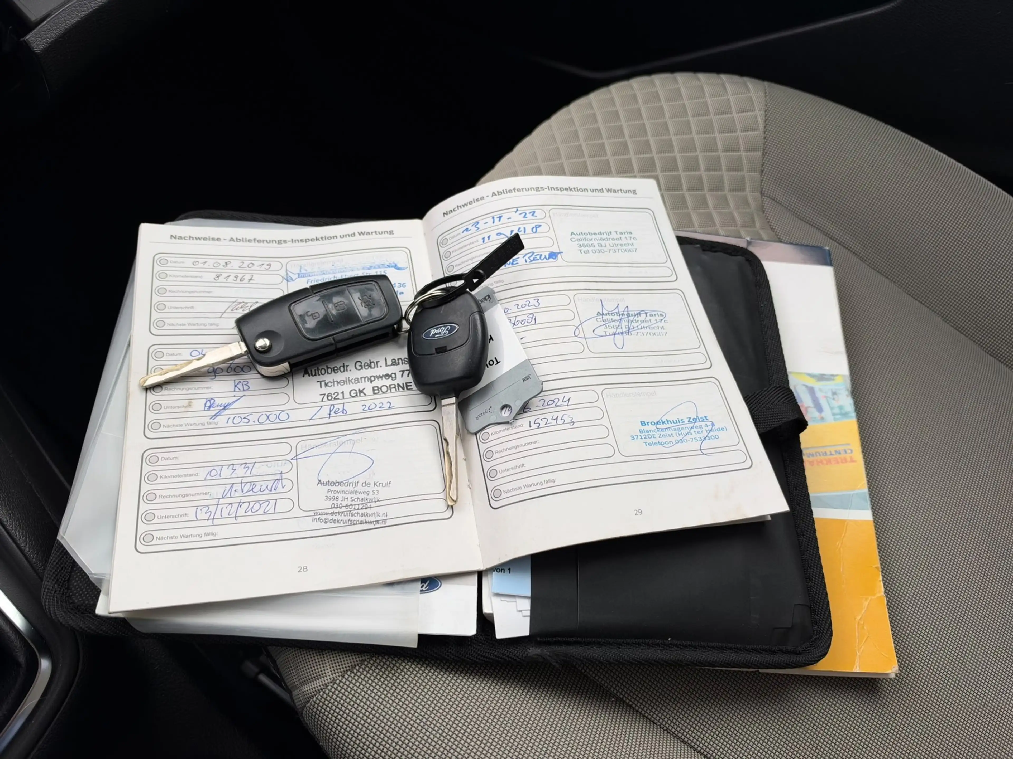 Ford Tourneo Courier 1.0 Titanium, Airco, Trekhaak, Cruise Control, Dub — photo 19