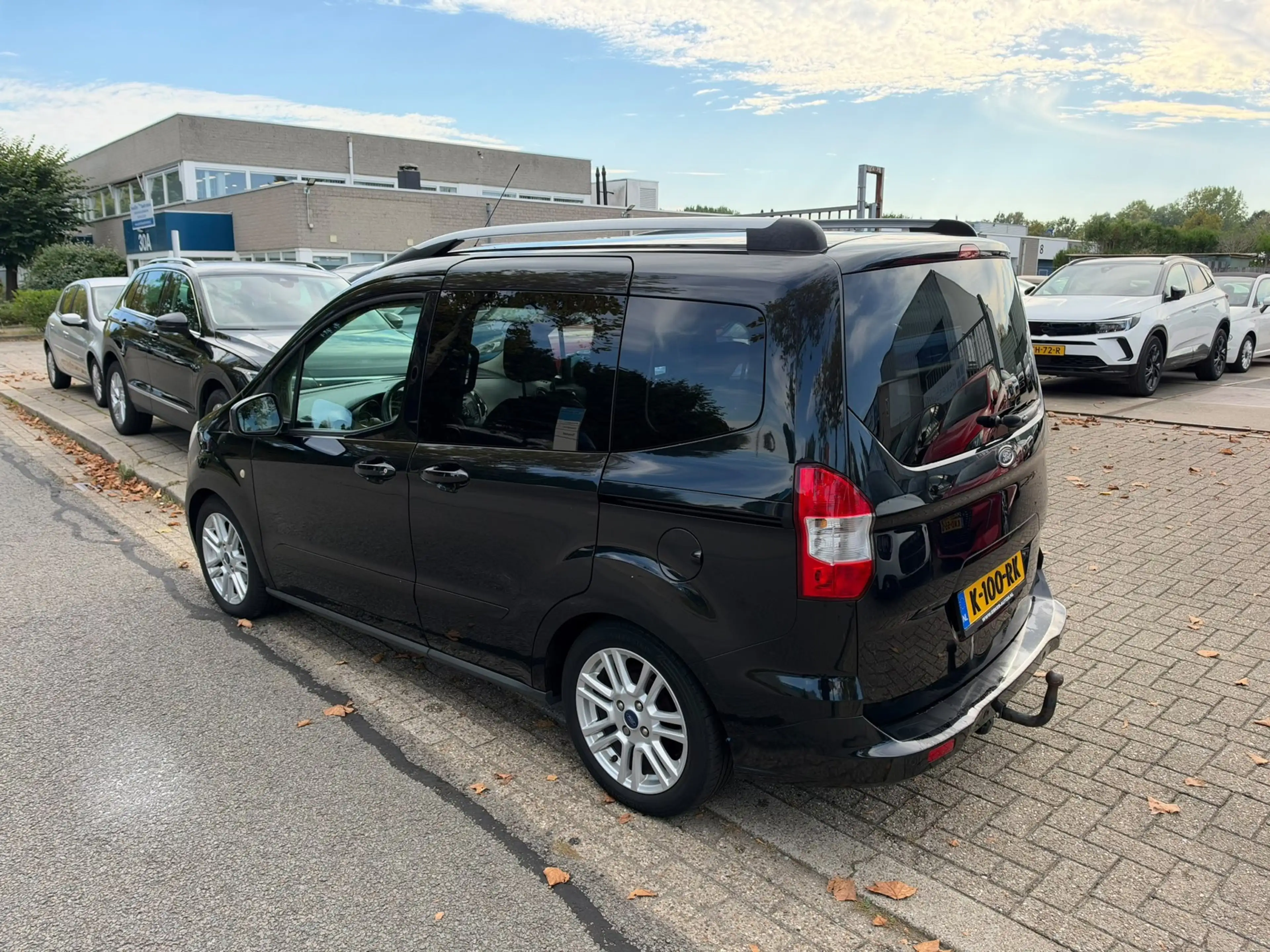 Ford Tourneo Courier 1.0 Titanium, Airco, Trekhaak, Cruise Control, Dub — photo 7