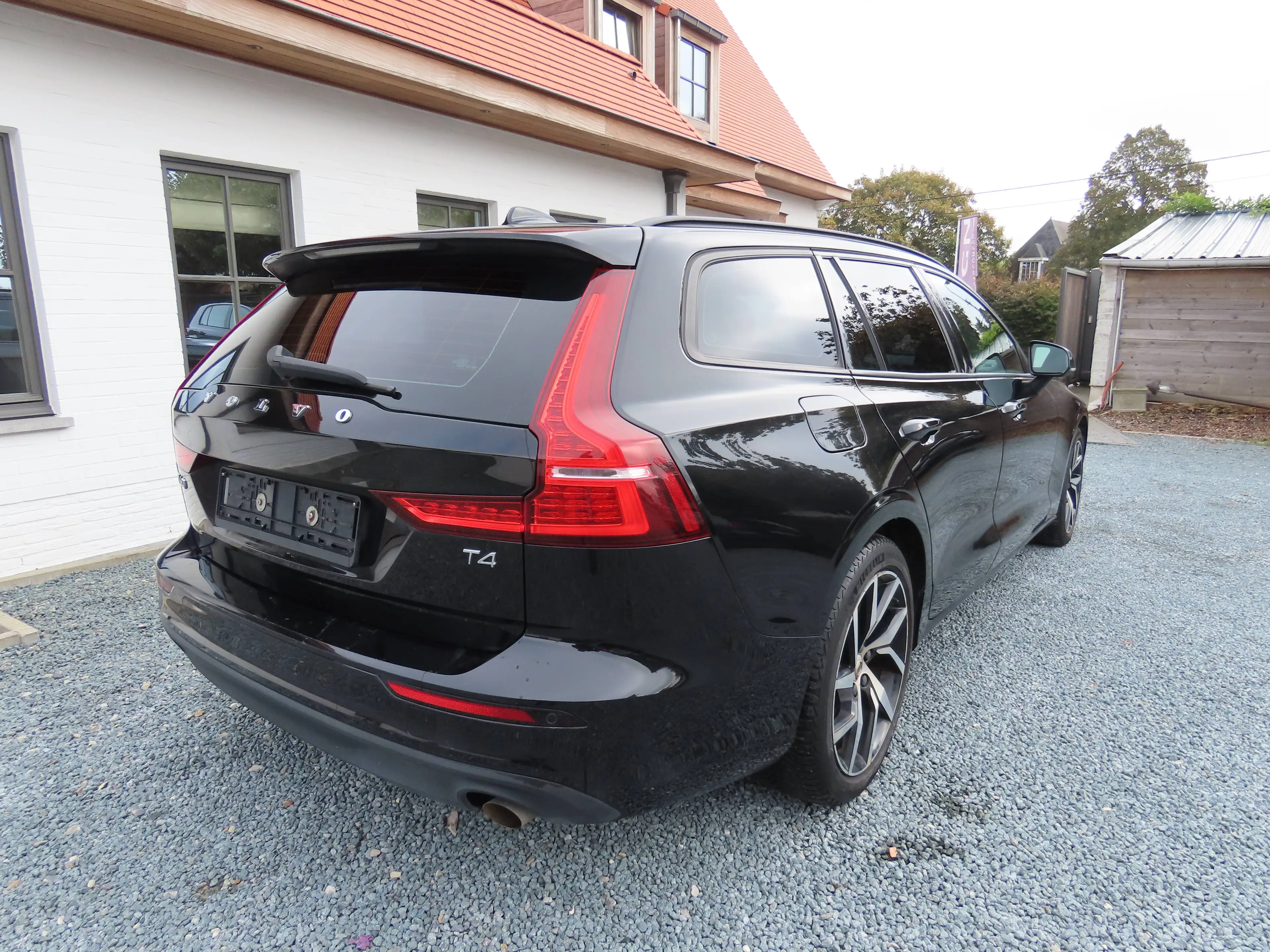Volvo V60 V60 2.0 T4 Momentum Pro Geartronic — photo 8