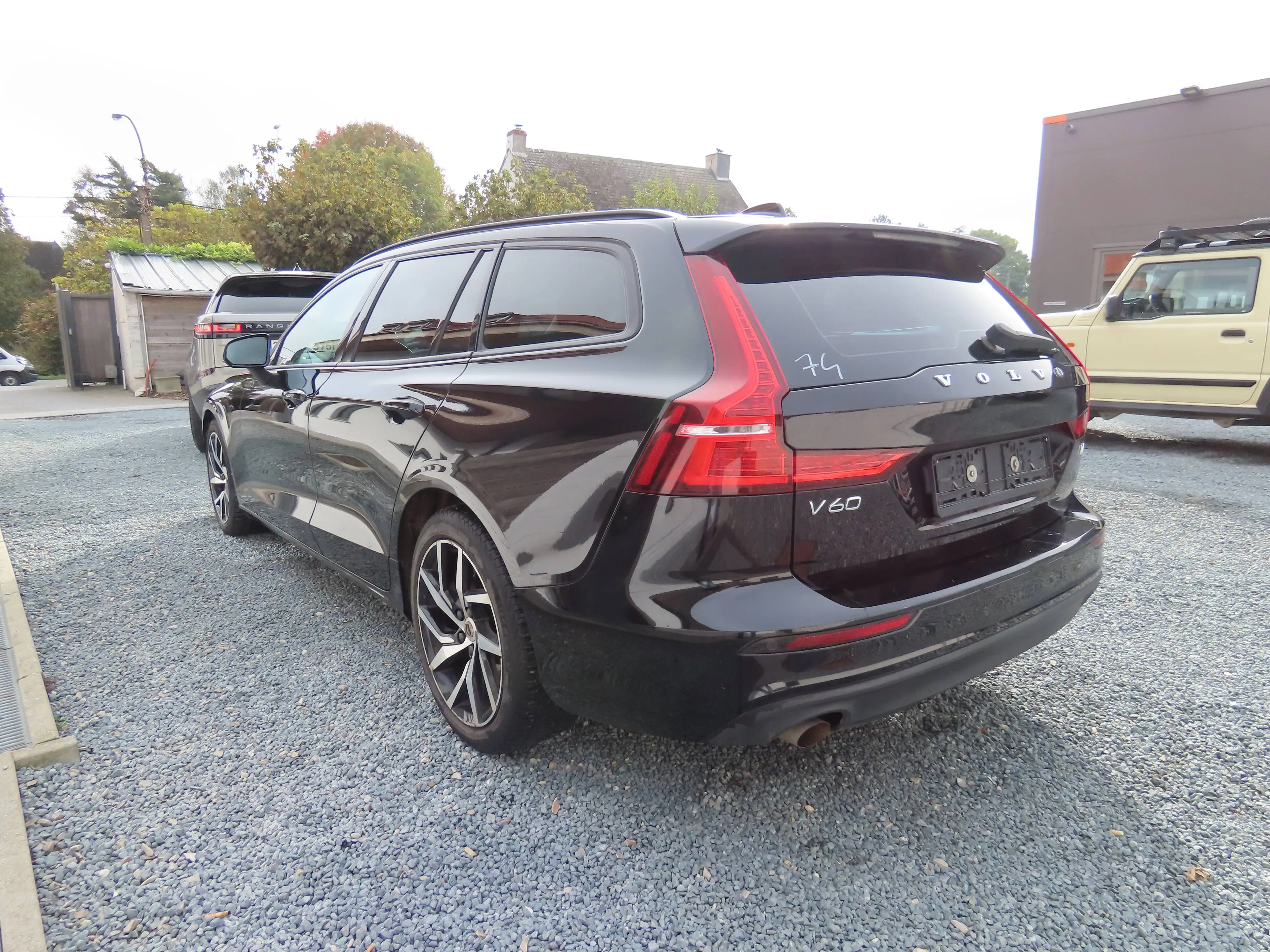 Volvo V60 V60 2.0 T4 Momentum Pro Geartronic — photo 3
