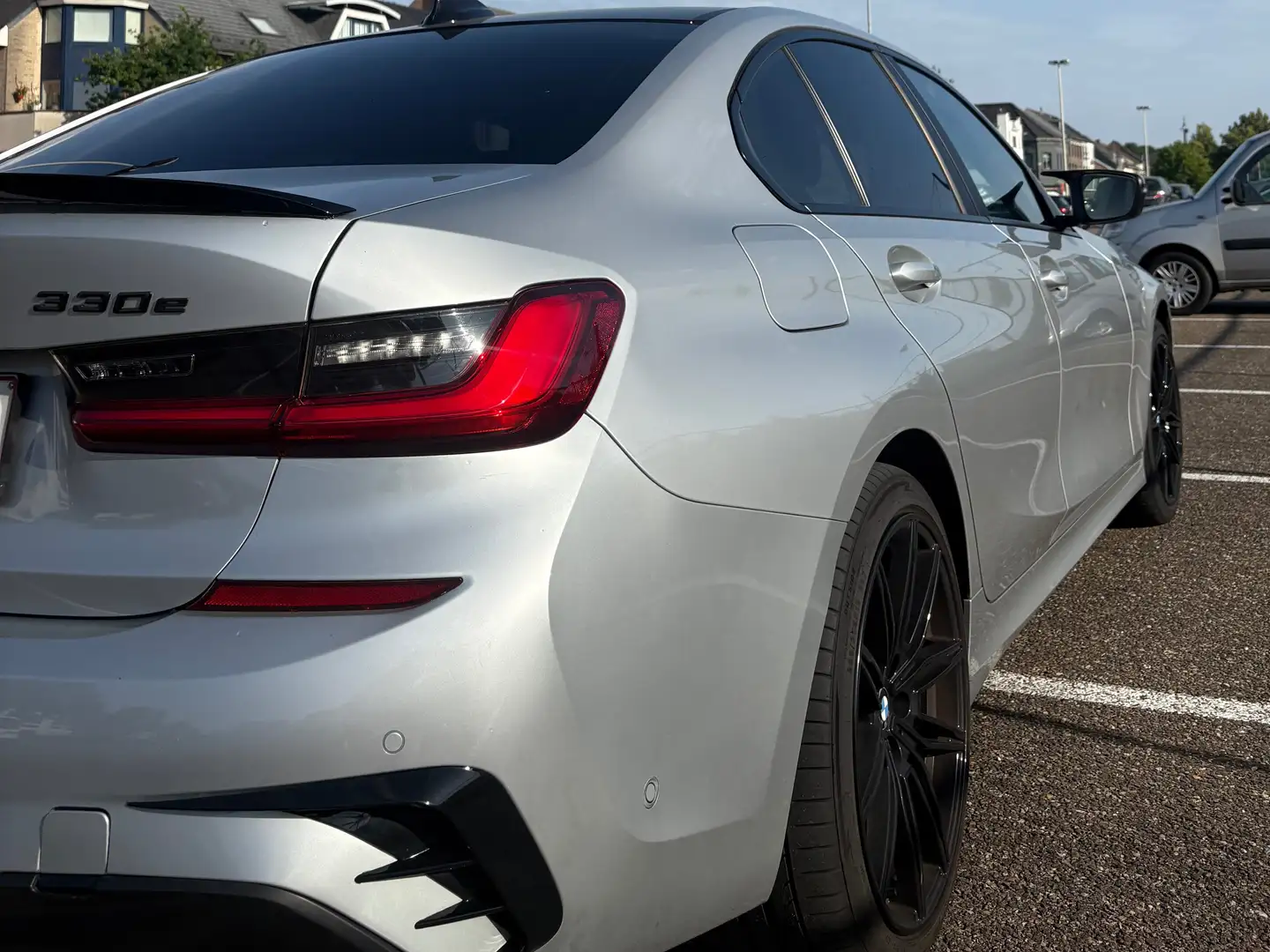 BMW 330 330e GT Aut. Sport Line Argent - 2