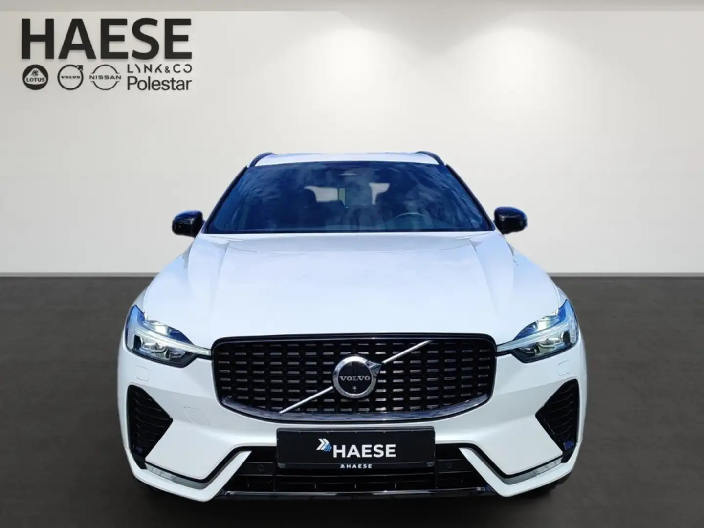Volvo XC60 B5 Diesel EU6d R Design AWD AD StandHZG Navi Leder Weiß - 2