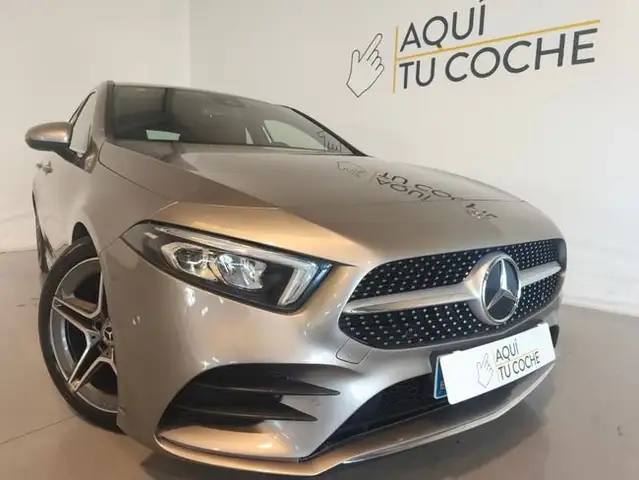 Mercedes-Benz A 180 180d AMG line automatico