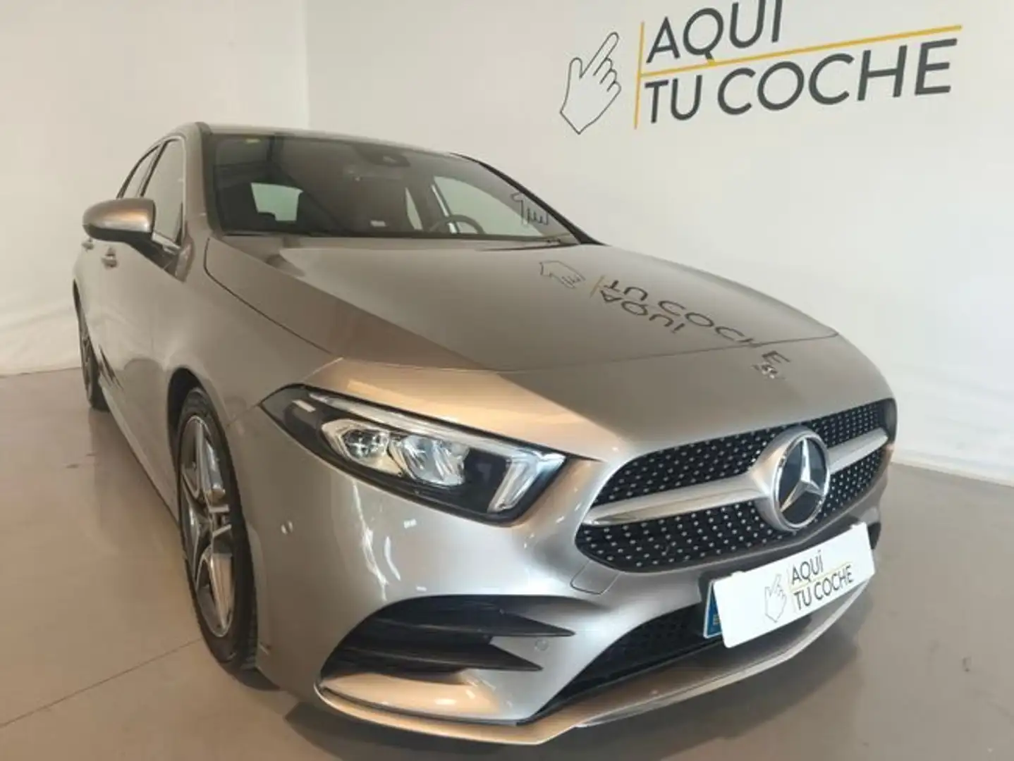 Mercedes-Benz A 180 180d AMG line automatico Gris - 2