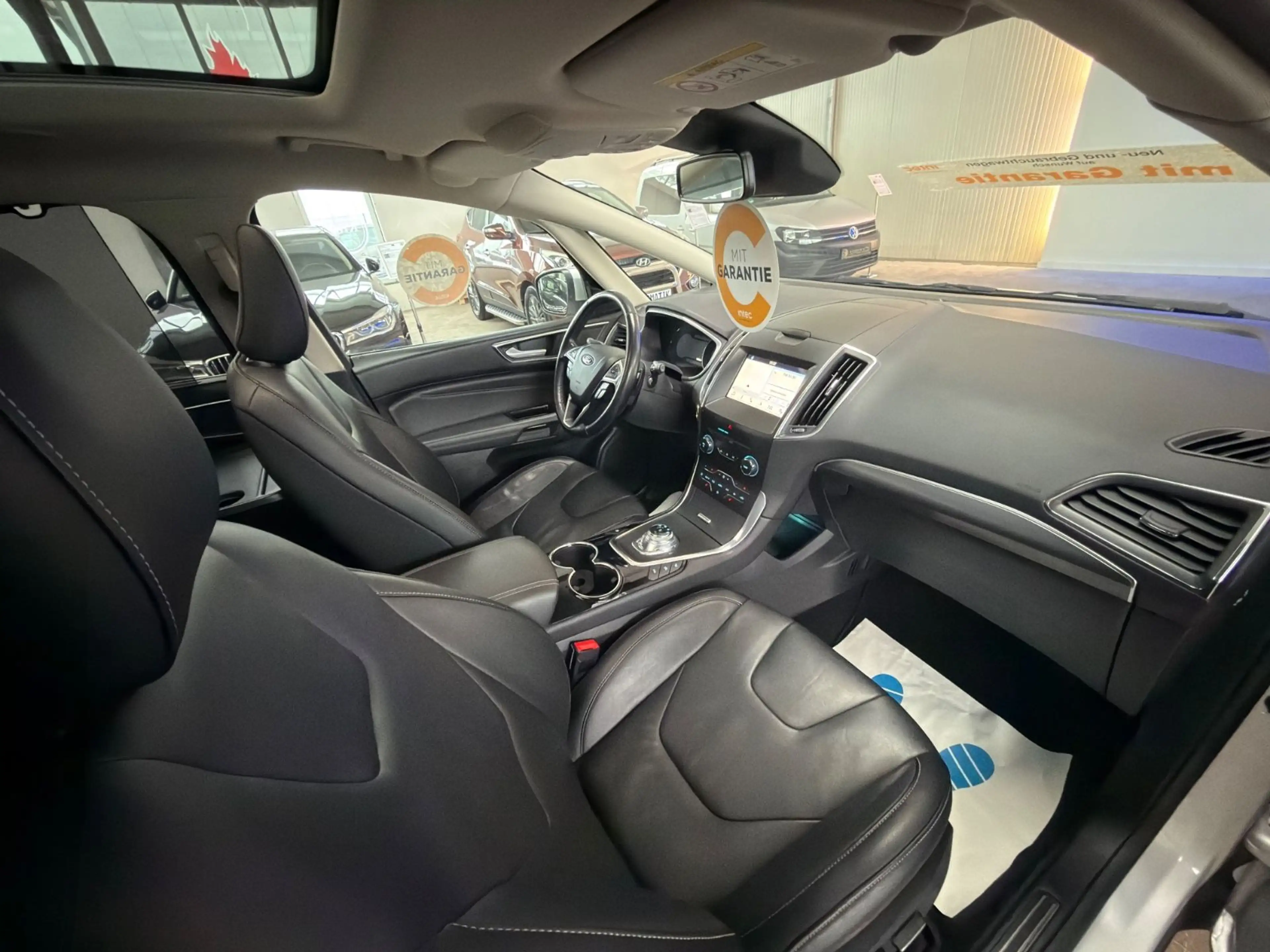 Ford S-Max 2.0d Titanium*GARANTIE*7-SITZER*LEDER*PANO — photo 12