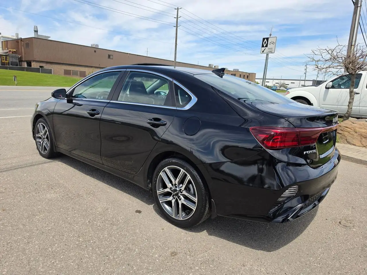 Kia Forte снимка Kia Forte
