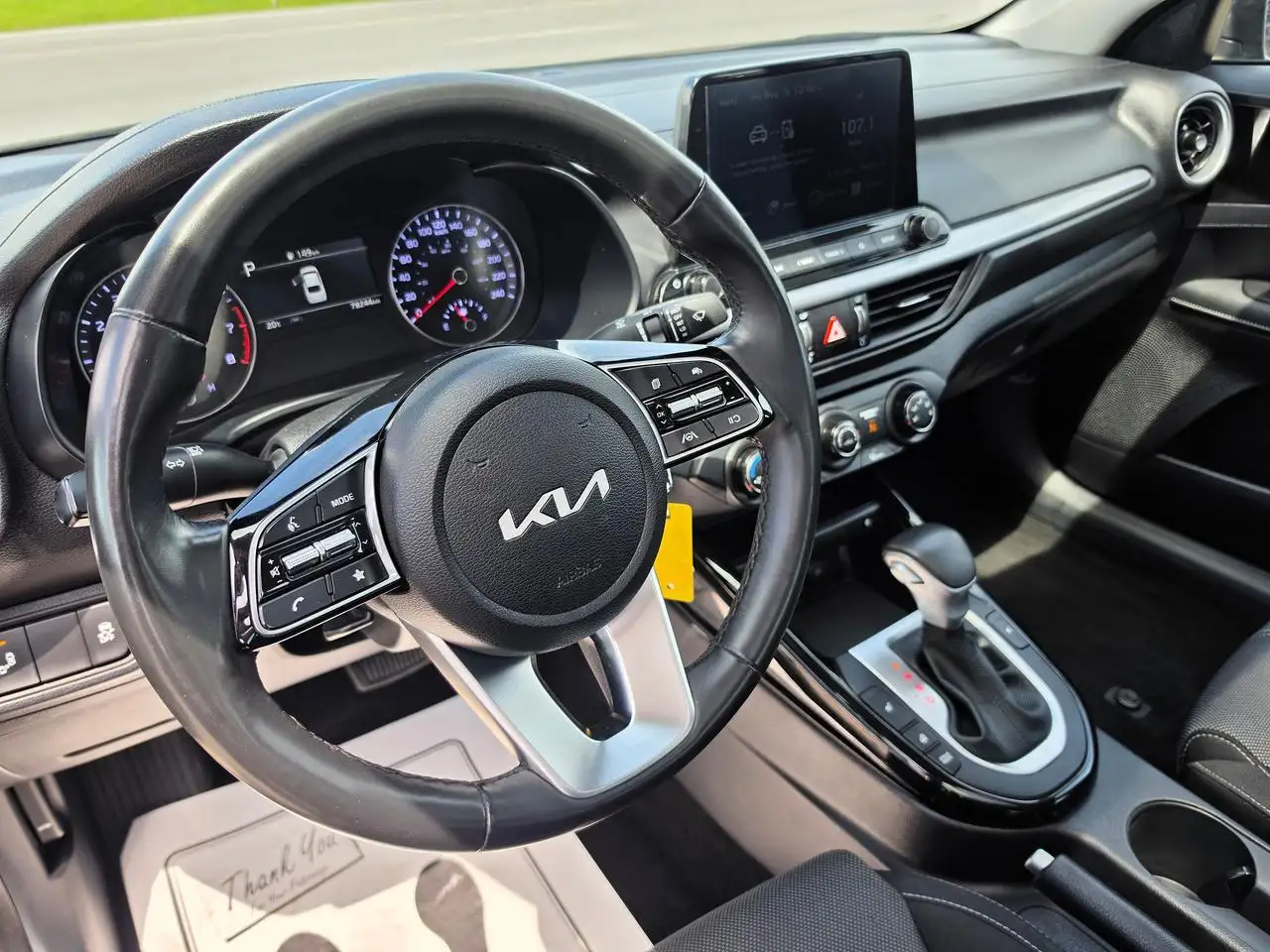 Kia Forte снимка Kia Forte