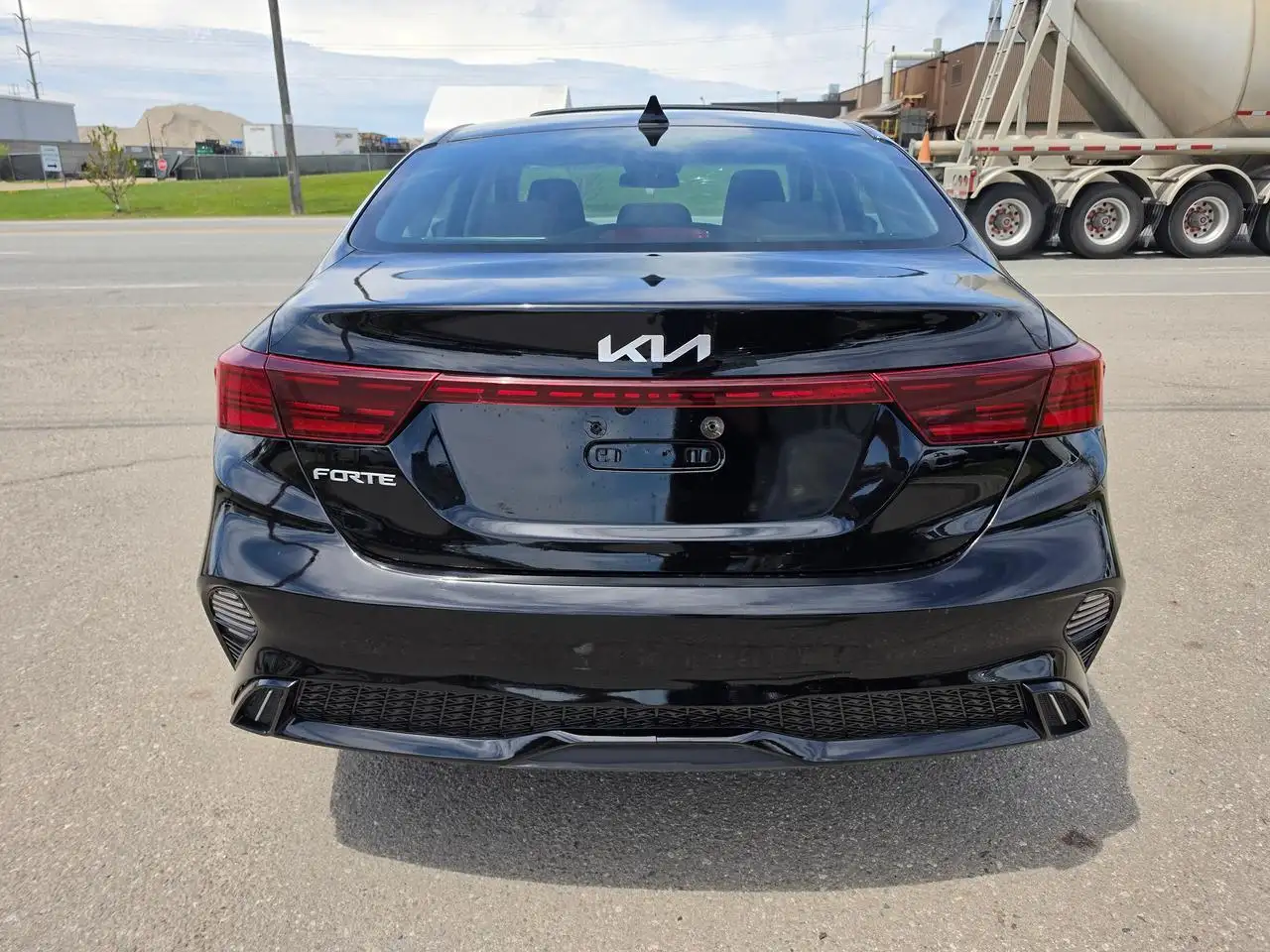 Kia Forte снимка Kia Forte
