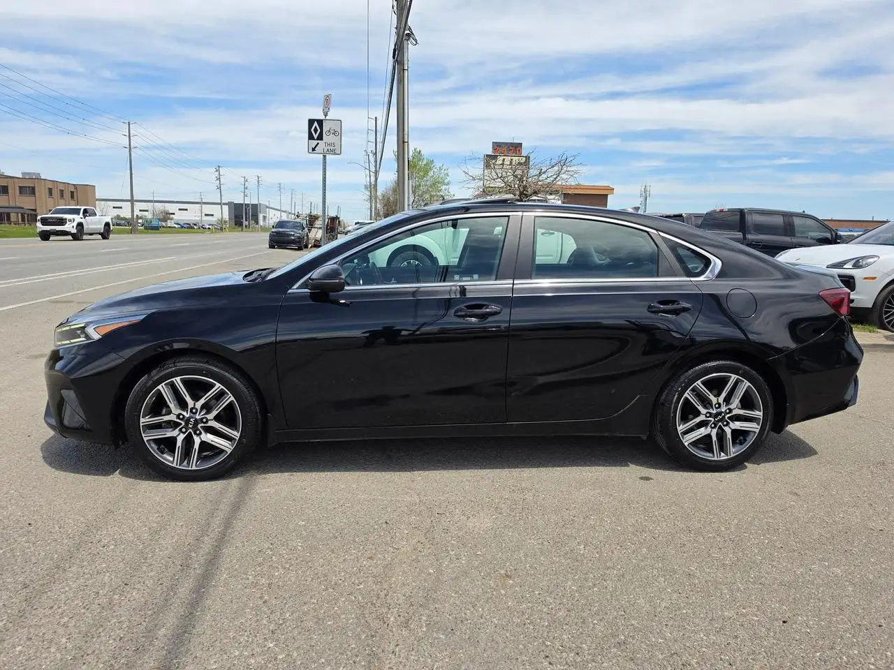 Kia Forte снимка Kia Forte