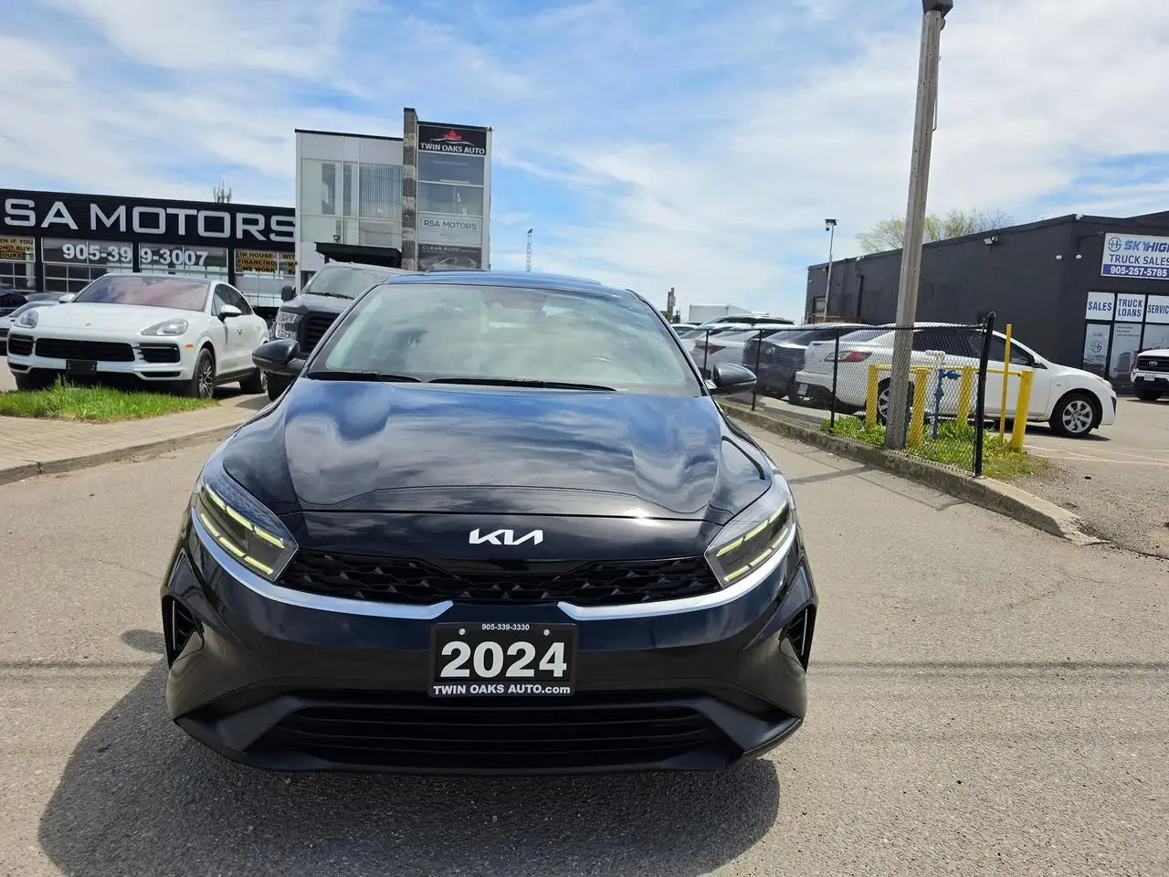 Kia Forte снимка Kia Forte