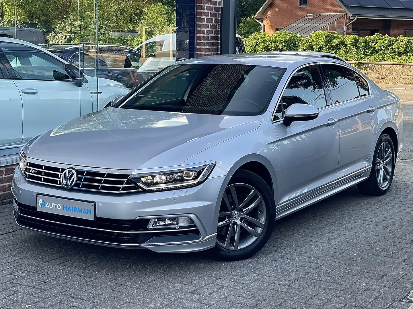 Volkswagen Passat 1.4 TSI DSG-7 3x R-LINE ÉDITION Gris - 1