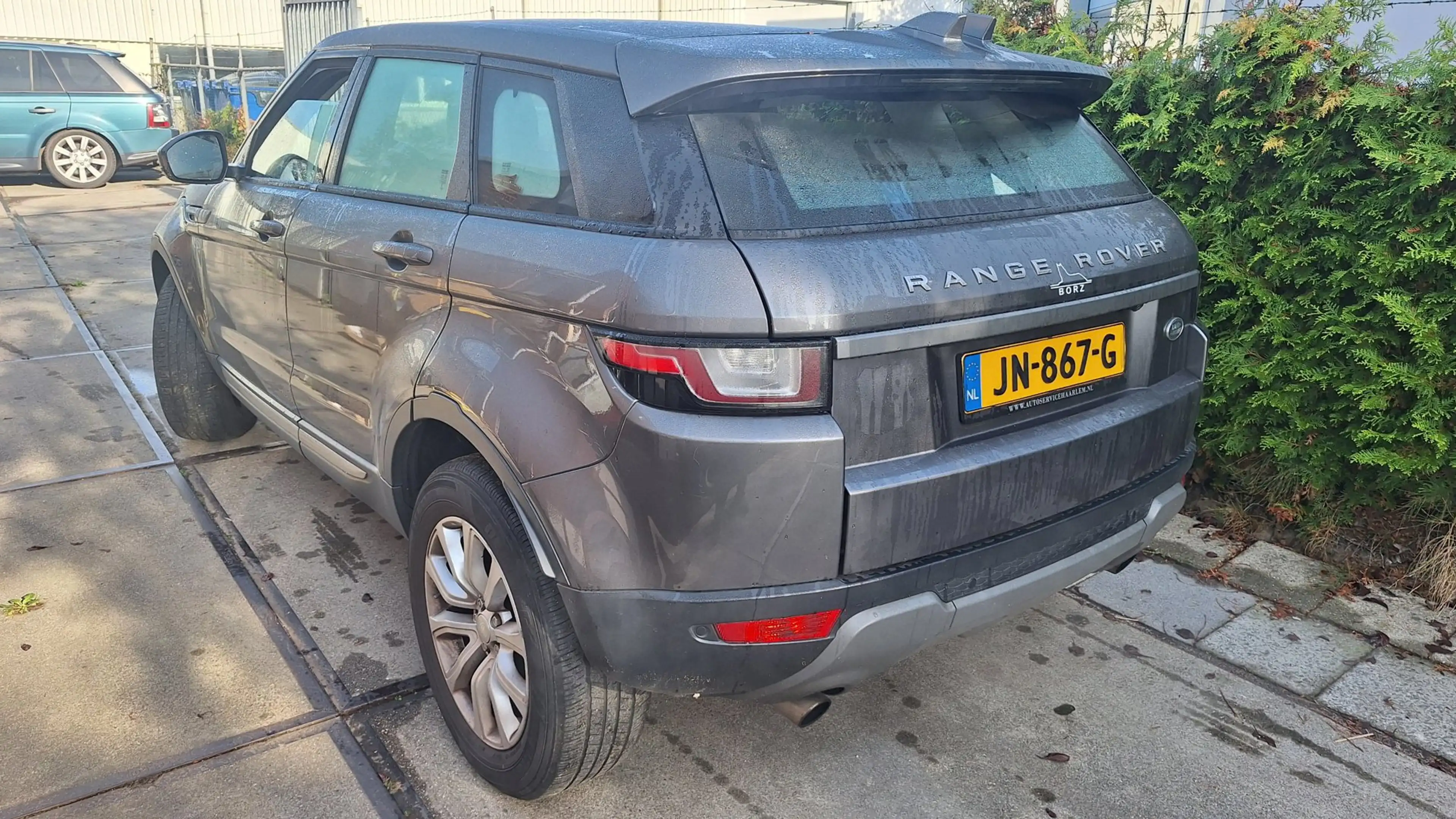 Land Rover Range Rover Evoque 2.0 TD4 Urban Series SE — photo 4