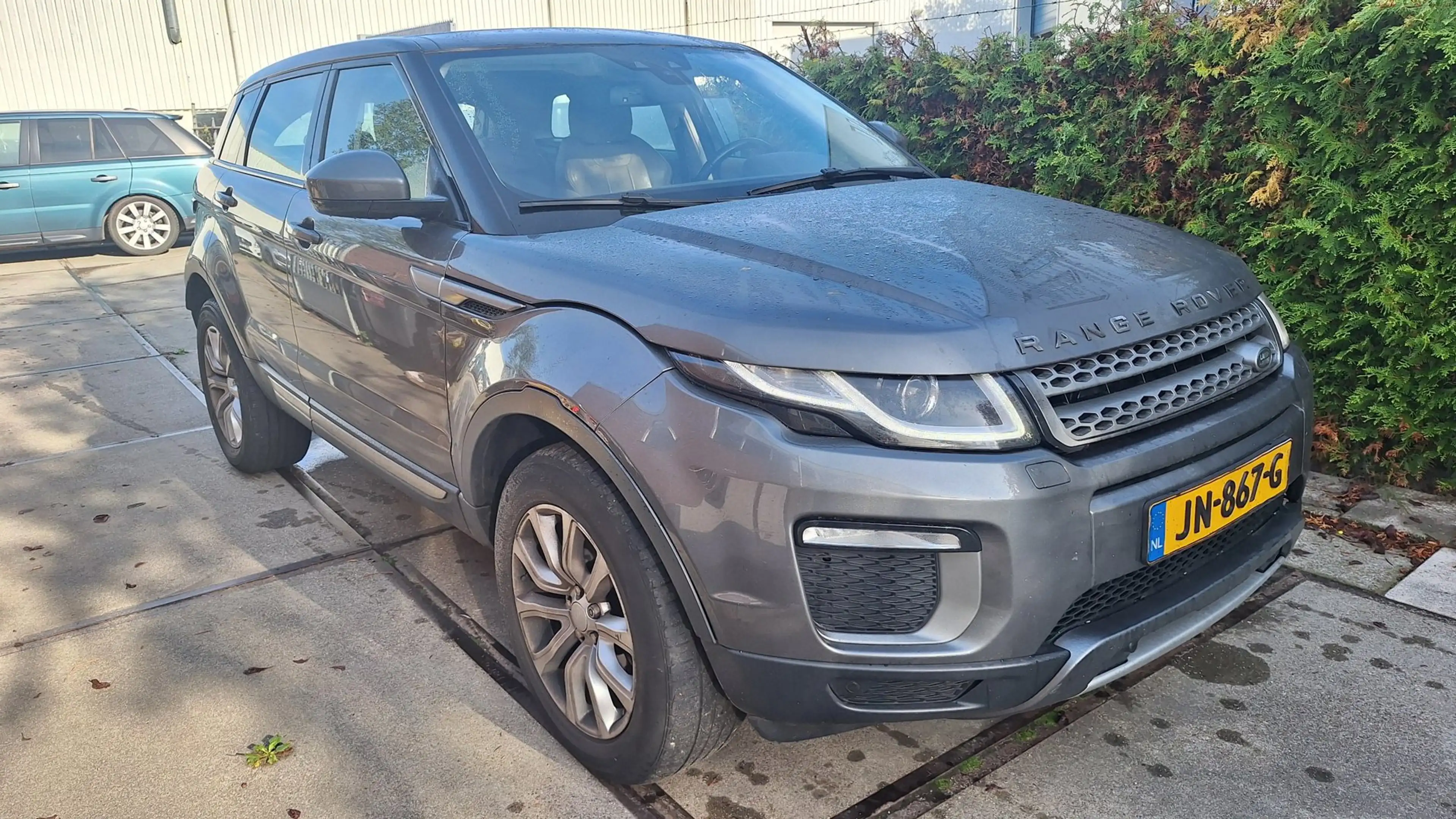 Land Rover Range Rover Evoque 2.0 TD4 Urban Series SE — photo 3