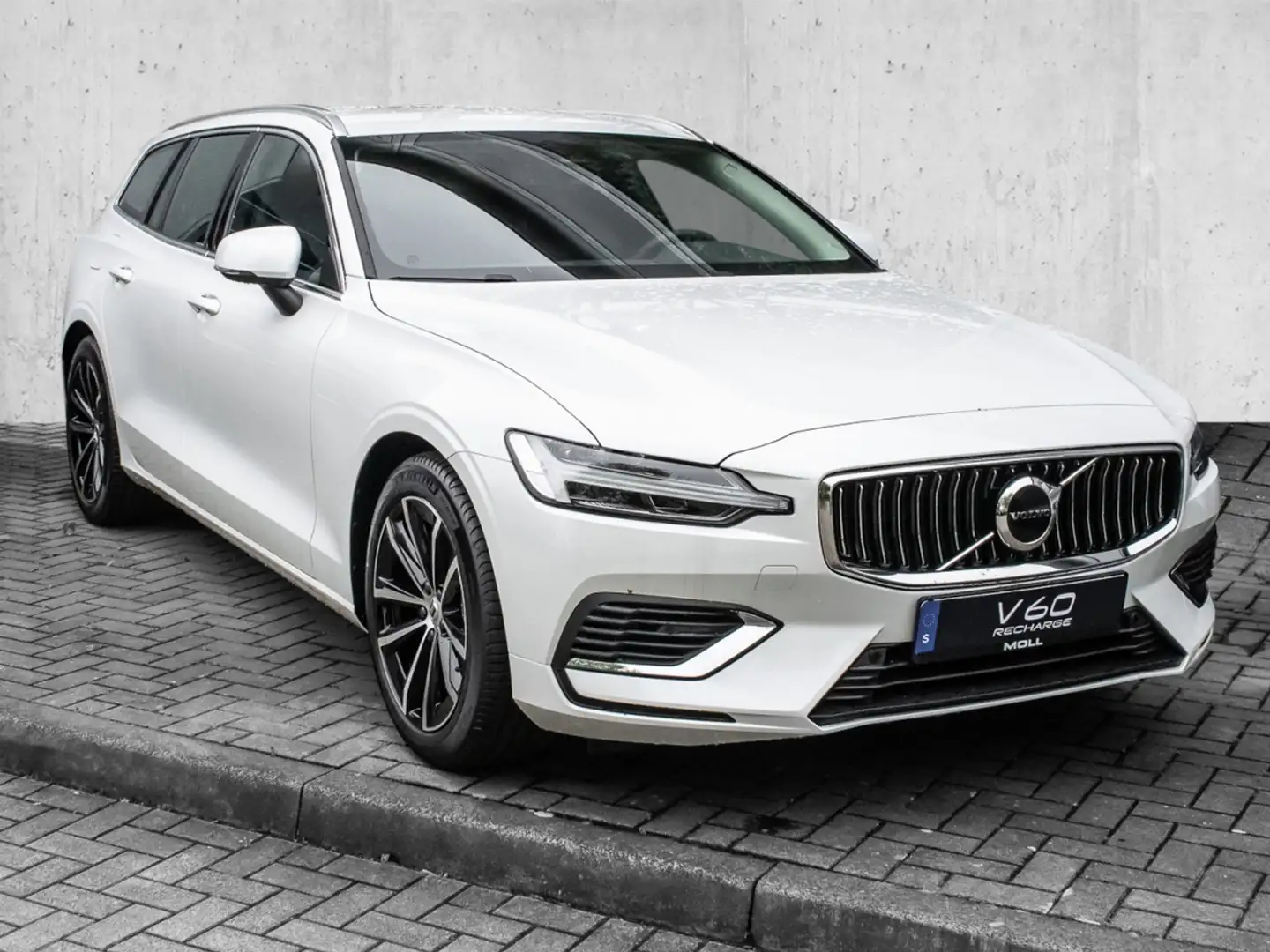 Volvo V60 T6 AWD Plug-in Hybrid Elektrisch/Benzin Core Brigh Blanco - 2