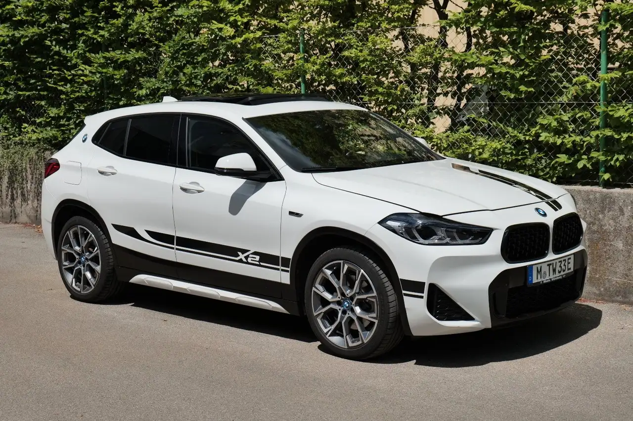 BMW X2