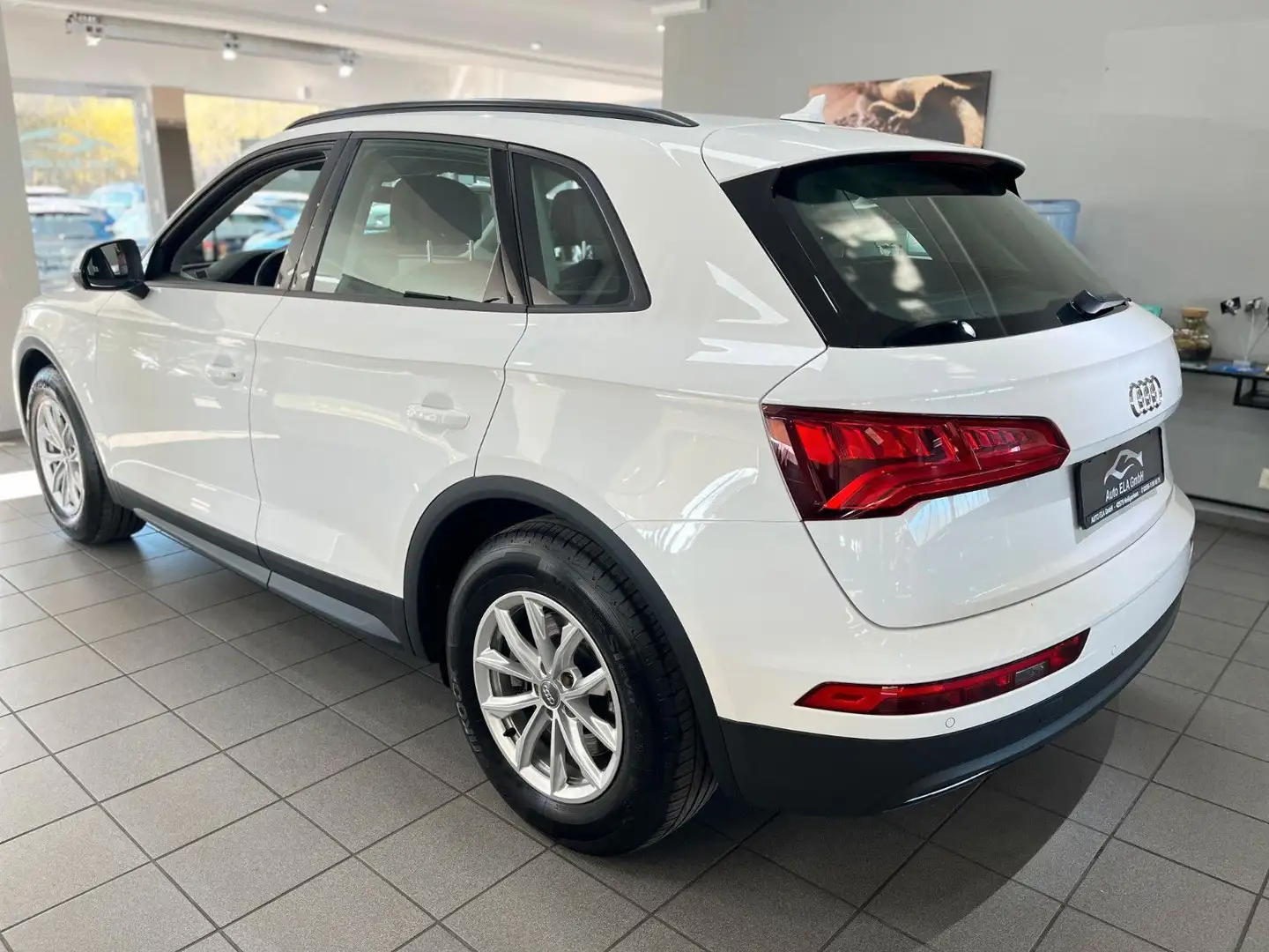 Audi Q5 35 TDI quattroAutomatik|1.Hand|PDC|Garantie Weiß - 2