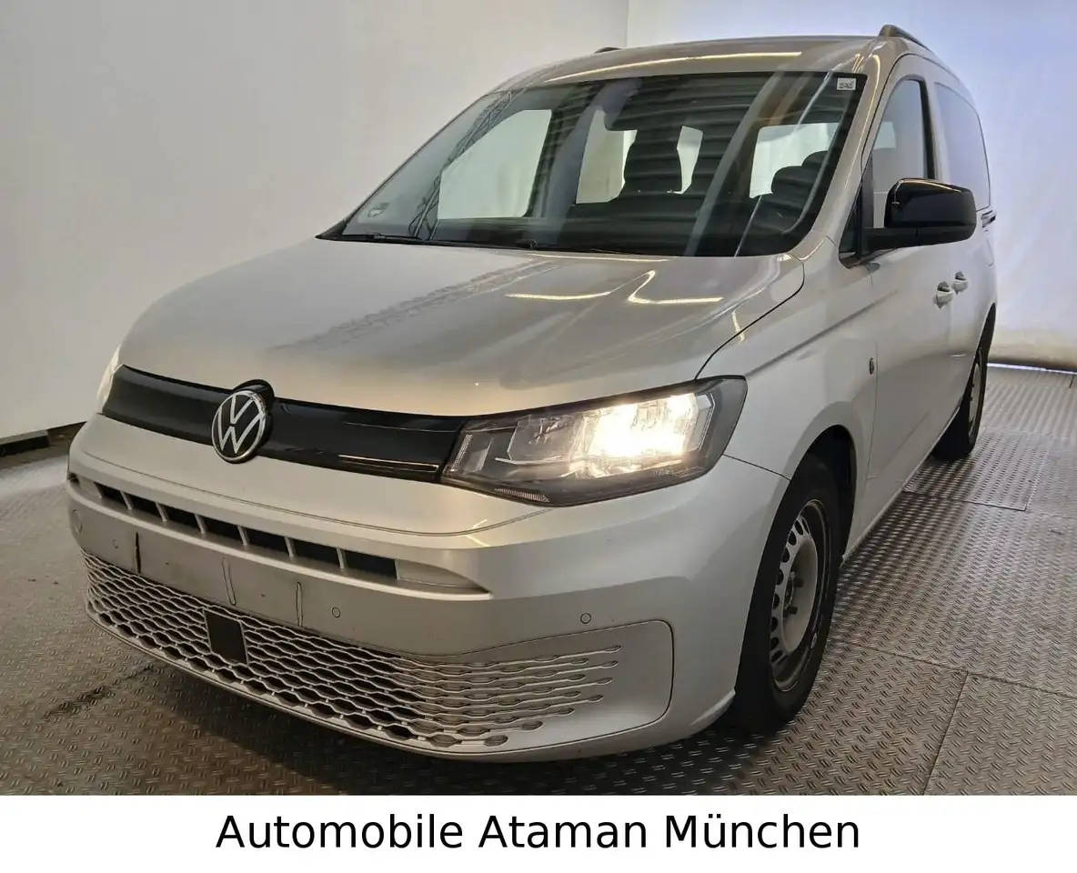 Volkswagen Caddy 1.5 TSI Life Kombi DSG, Klimaaut / 5-Sitze — photo 1 of 12