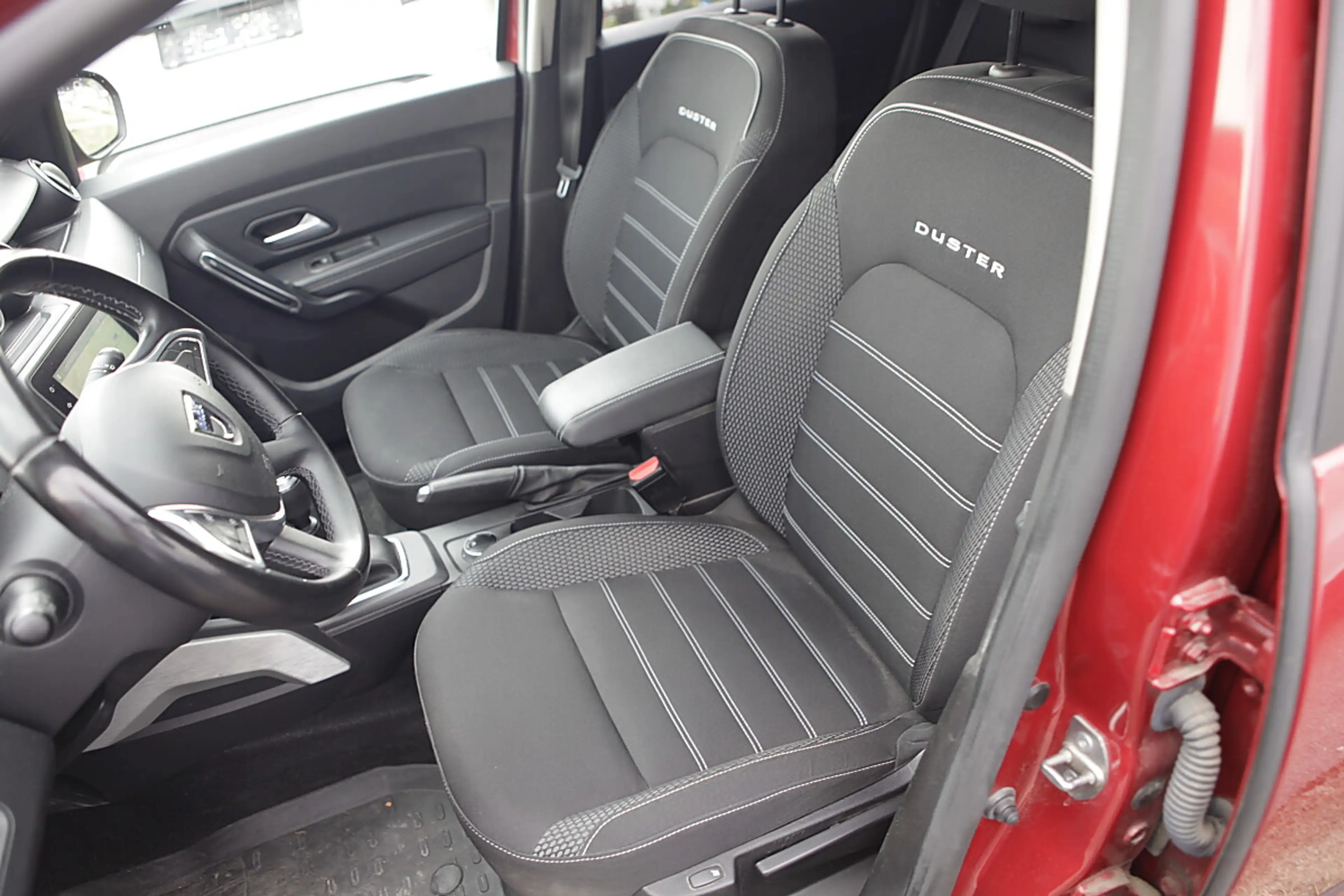 Dacia Duster Blue dCi 115 4WD Prestige — photo 8