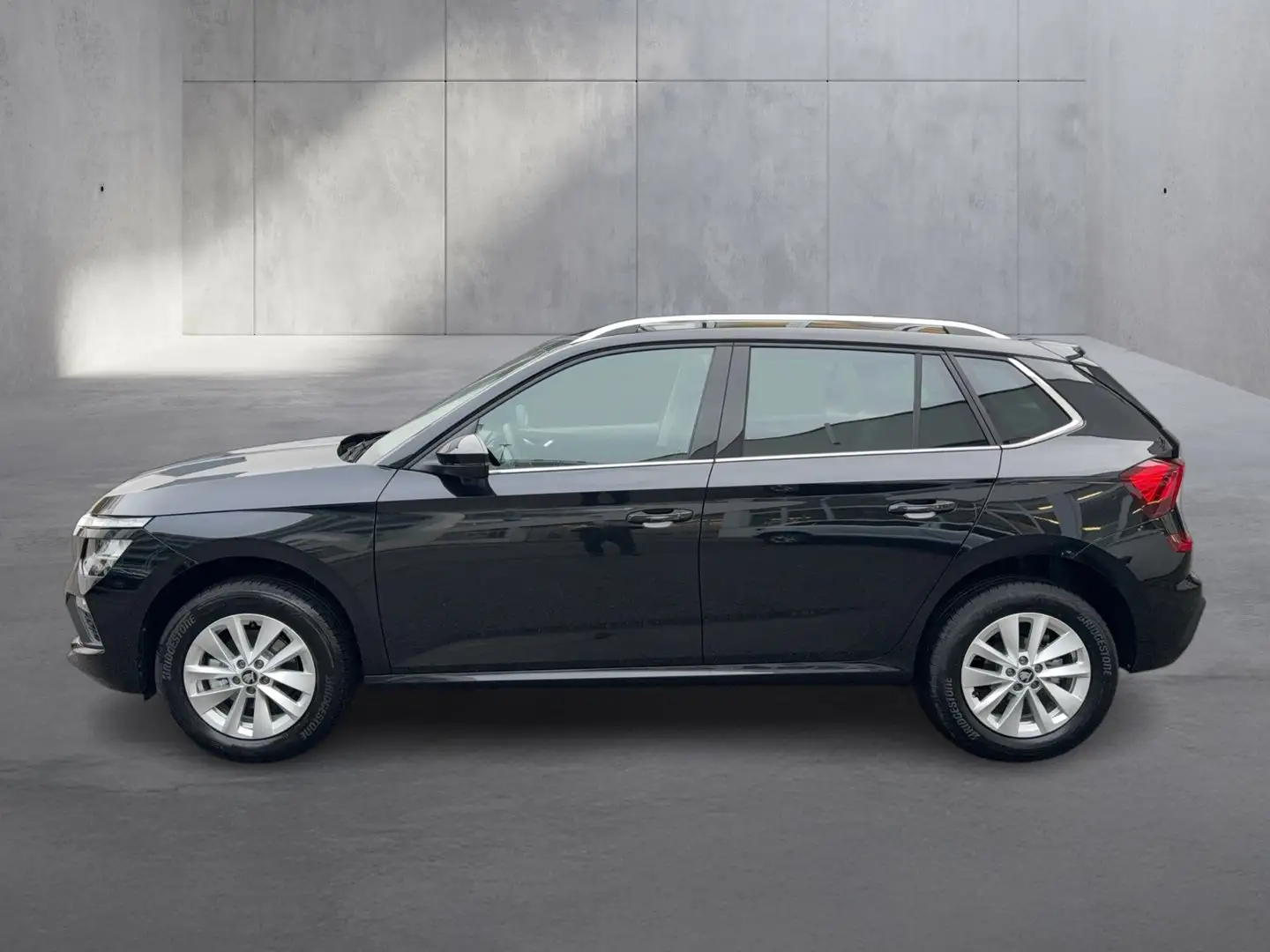 Skoda Kamiq Selection TSI Schwarz - 2