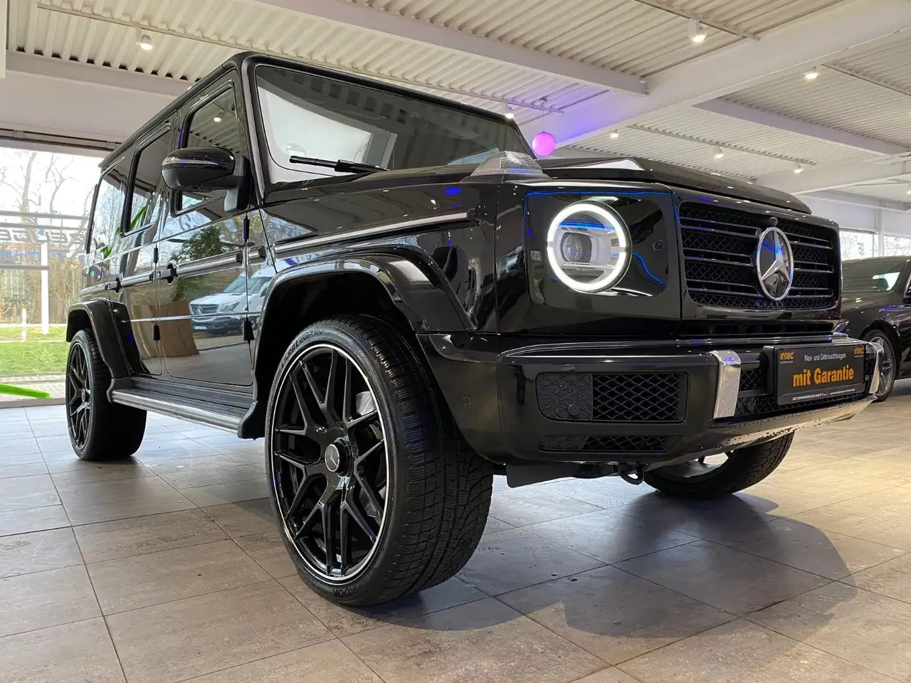 Mercedes-Benz G 500