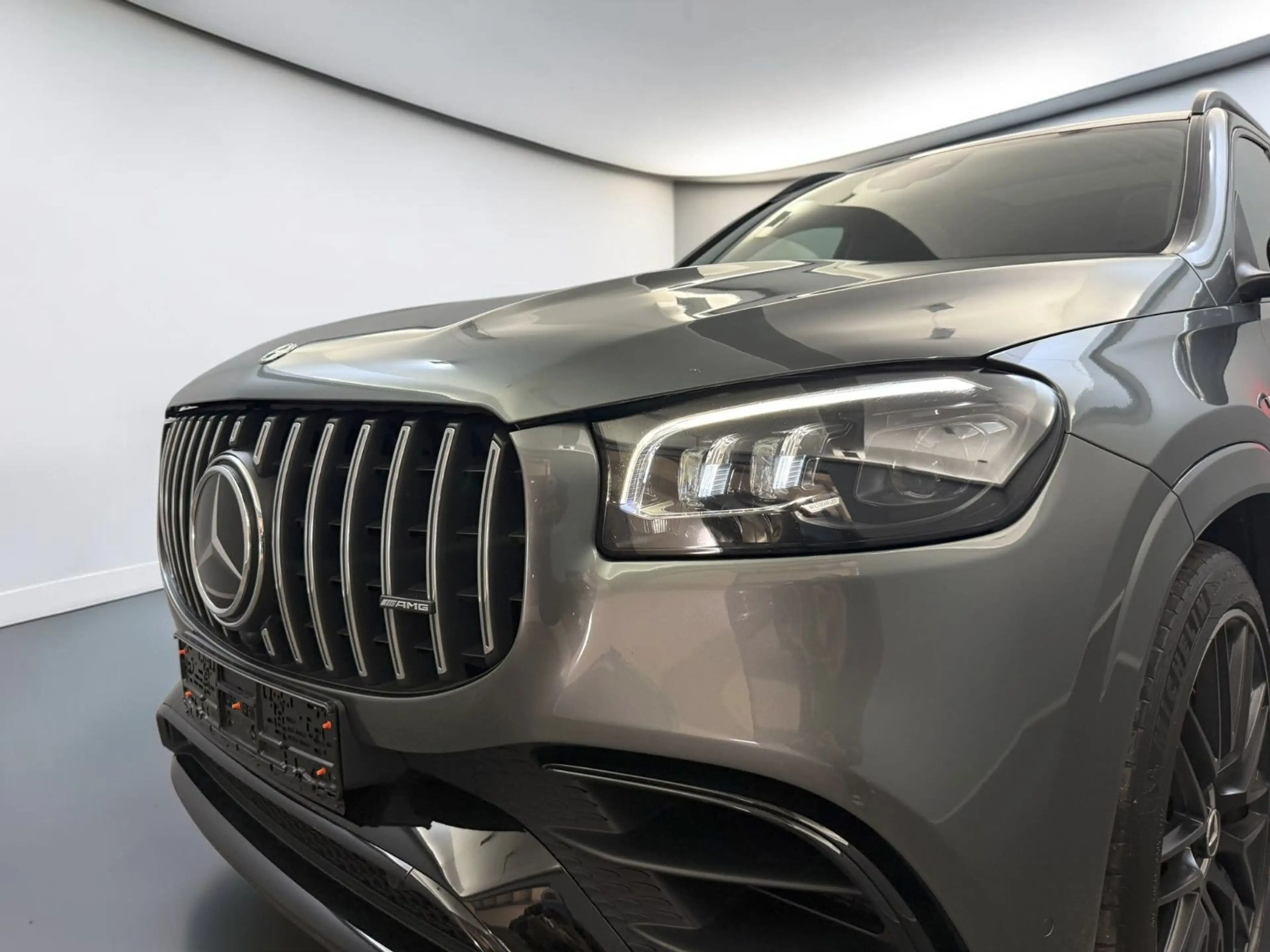 Mercedes-Benz GLS 63 AMG 4M+ EXKLUSIV*BEAM*BURM*AIRM*SITZKLIM*VOLL — photo 4