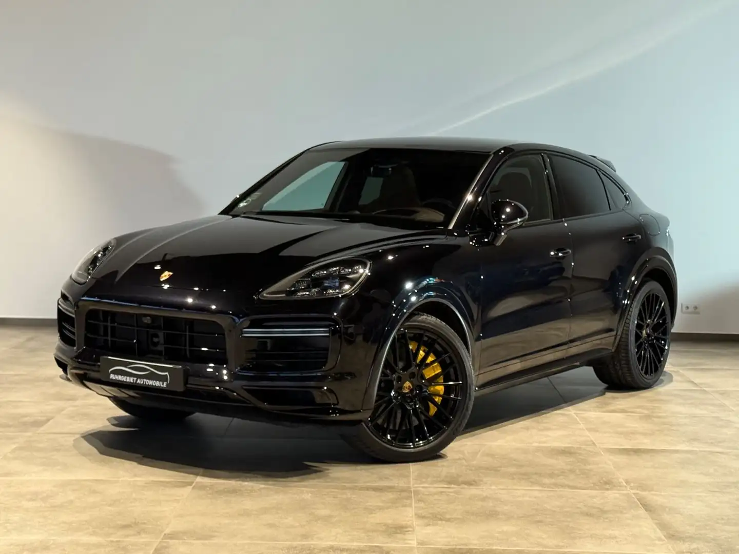 Porsche Cayenne Coupe Turbo S E-Hybrid*Max-Voll*Head-Up* Schwarz - 2