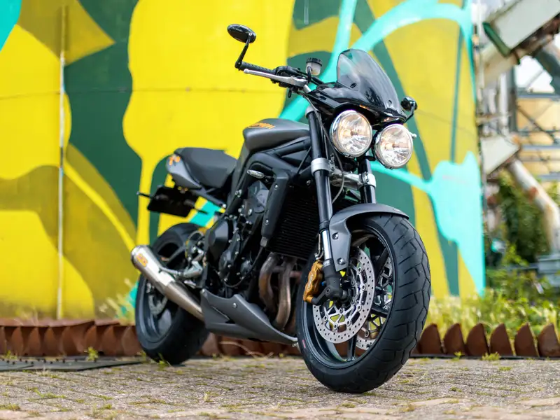 Triumph Street Triple - foto 5