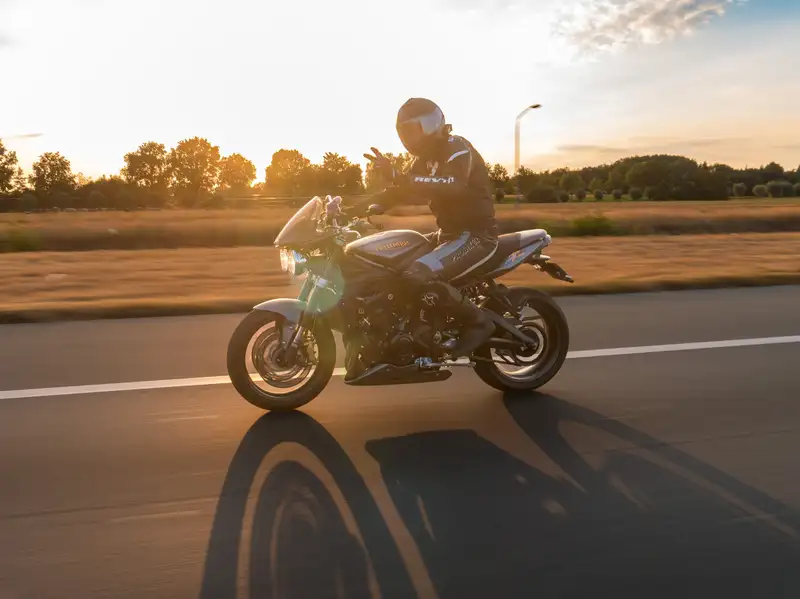 Triumph Street Triple - foto 3