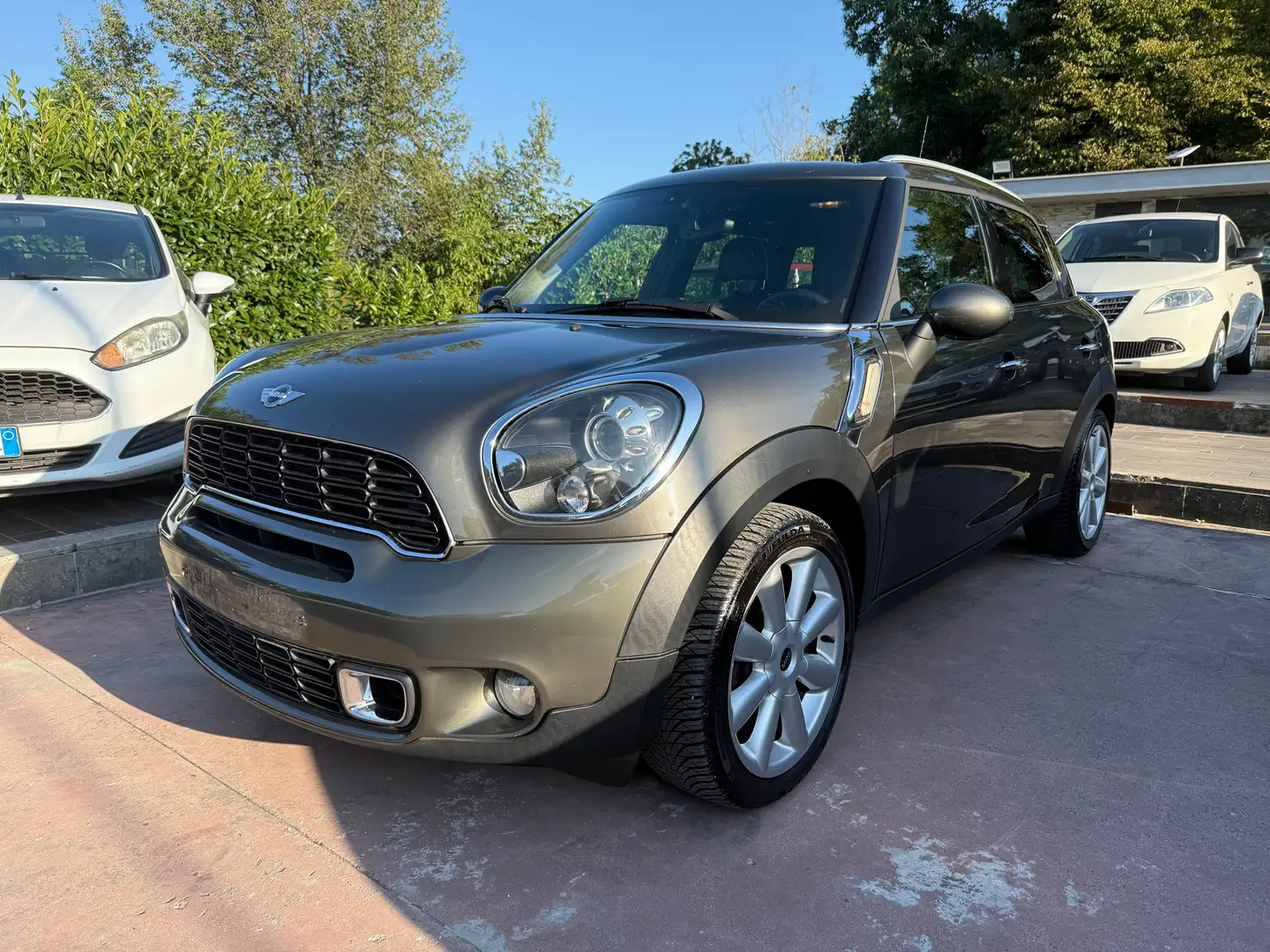 MINI Cooper SD Countryman PELLE TOTALE, TETTO PANORAMICO, OTTIME CONDIZIONI Brun - 1