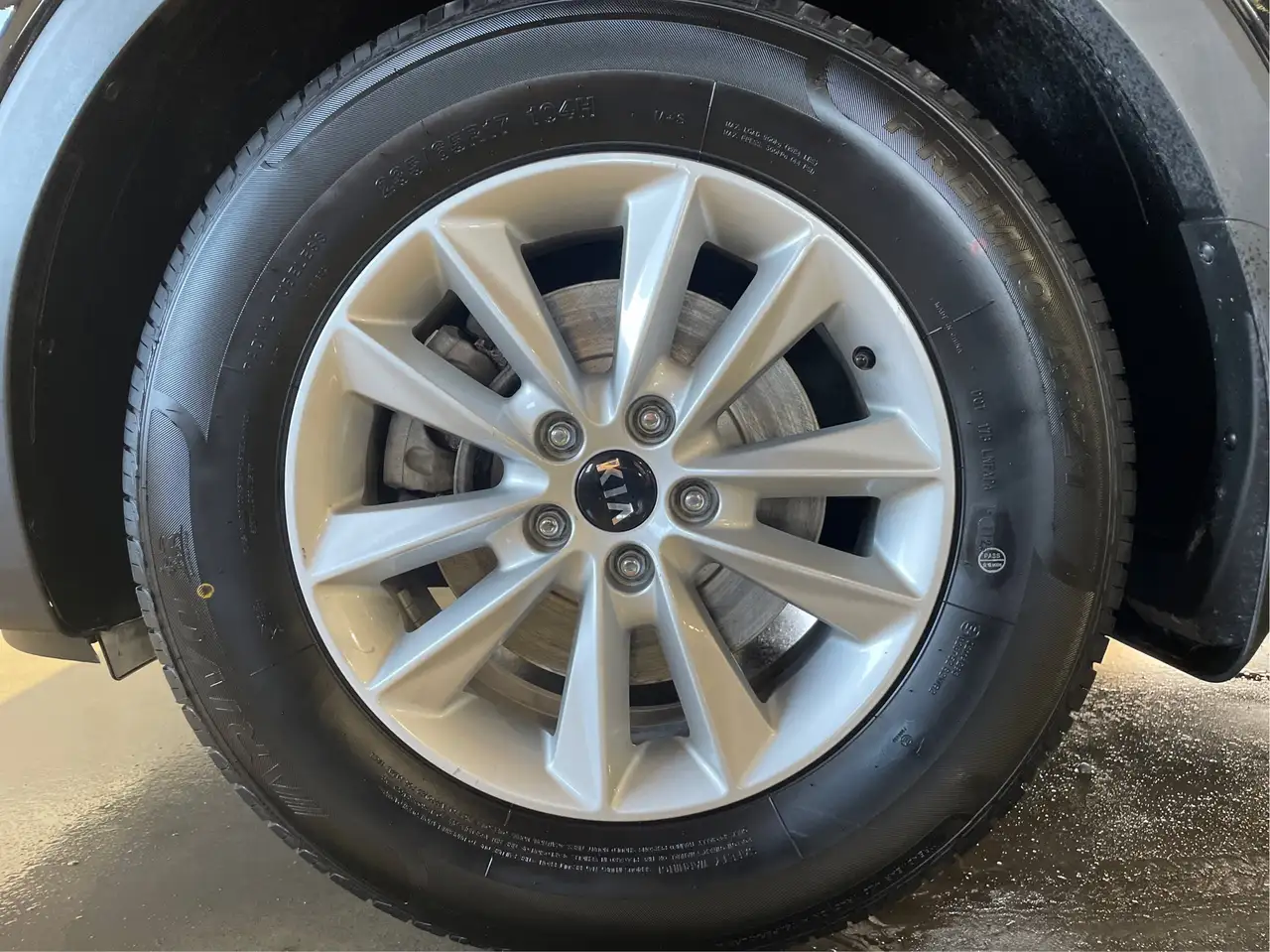 Kia Sorento photo Kia Sorento