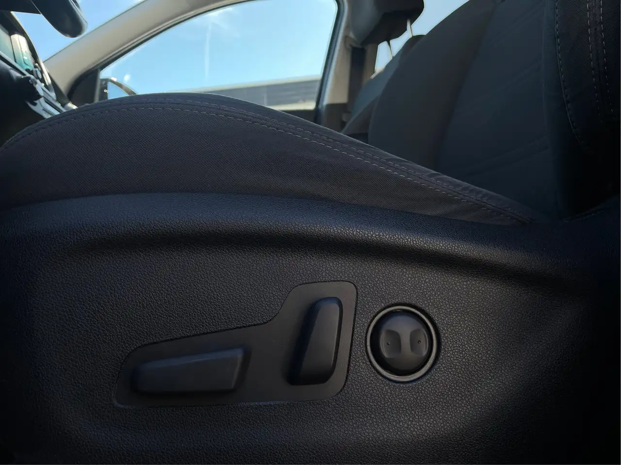 Kia Sorento photo Kia Sorento