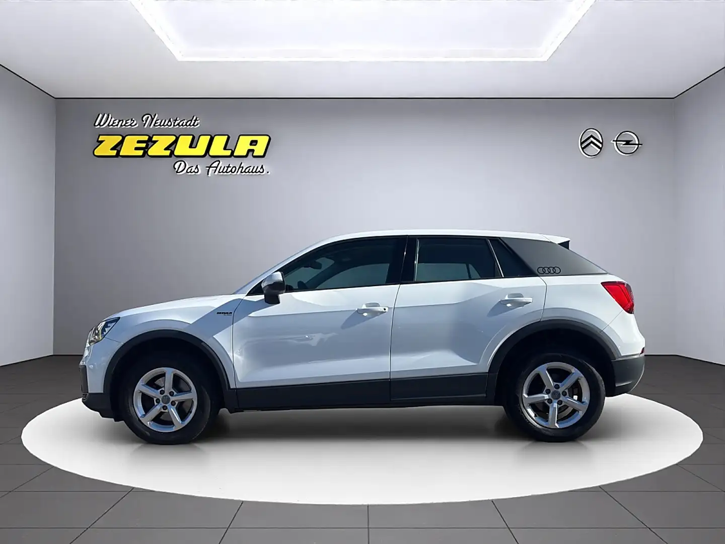 Audi Q2 1,0 TFSI Weiß - 2
