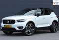 Volvo XC40 2.0 T5 AWD R-Design / Automaat / Carplay / Camera Blanc - thumbnail 1