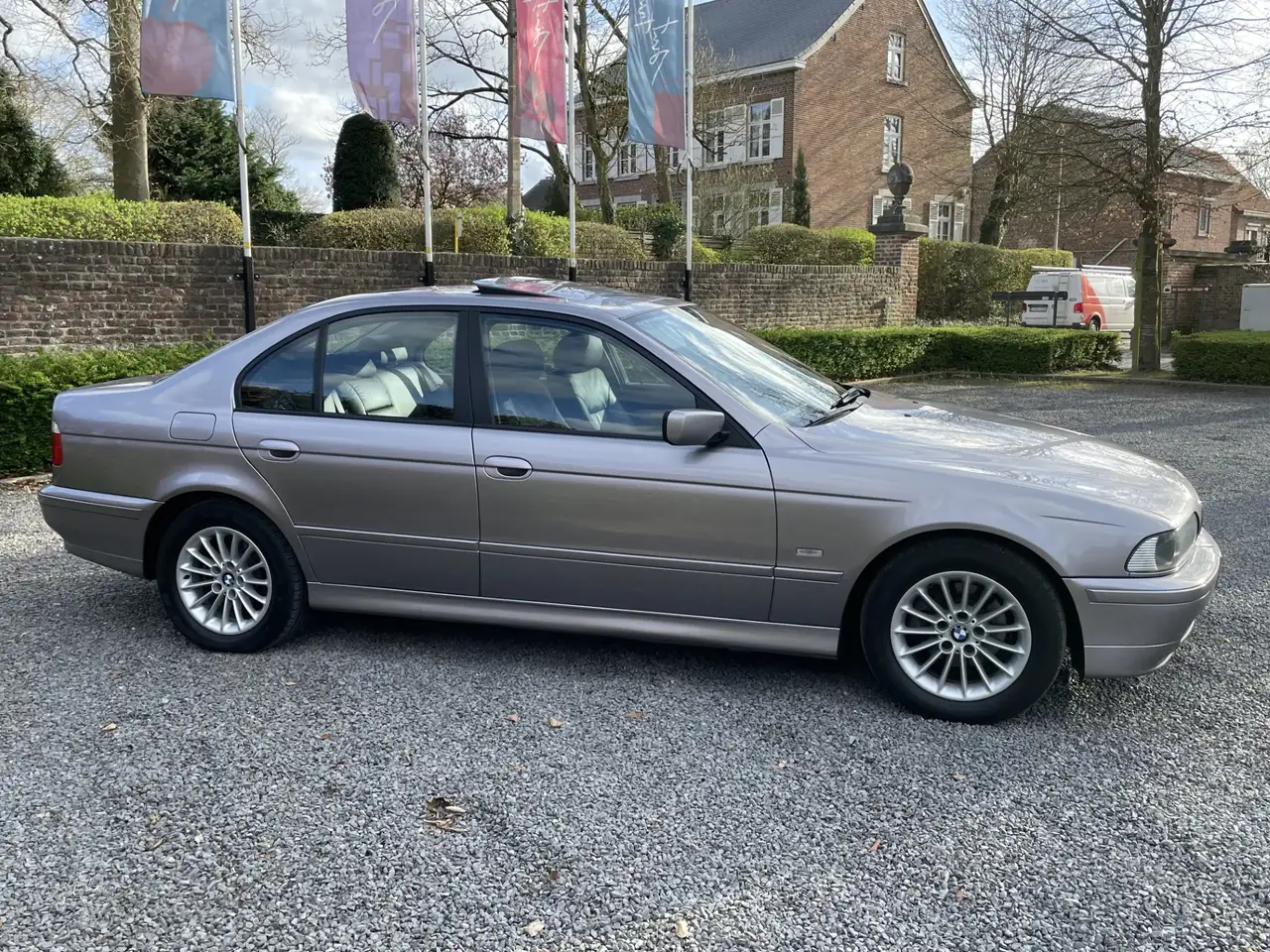 BMW 525i Automaat, GPS 16/9, Leder, Schuifdak, ... 1 eigenaar, foto 4