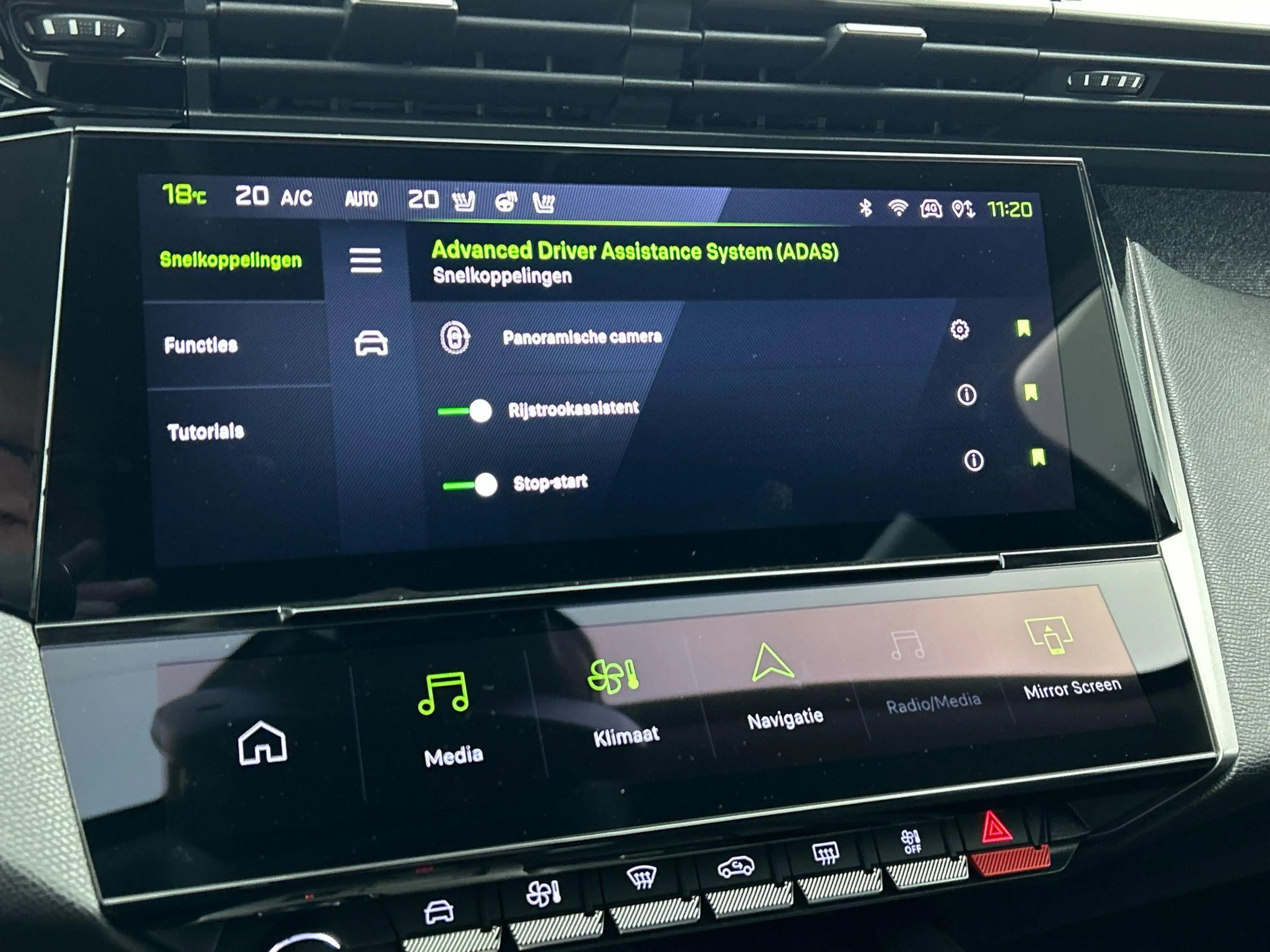 Peugeot 408 1.2 PureTech Allure Pack 130pk Automaat Comfort Pa — photo 12