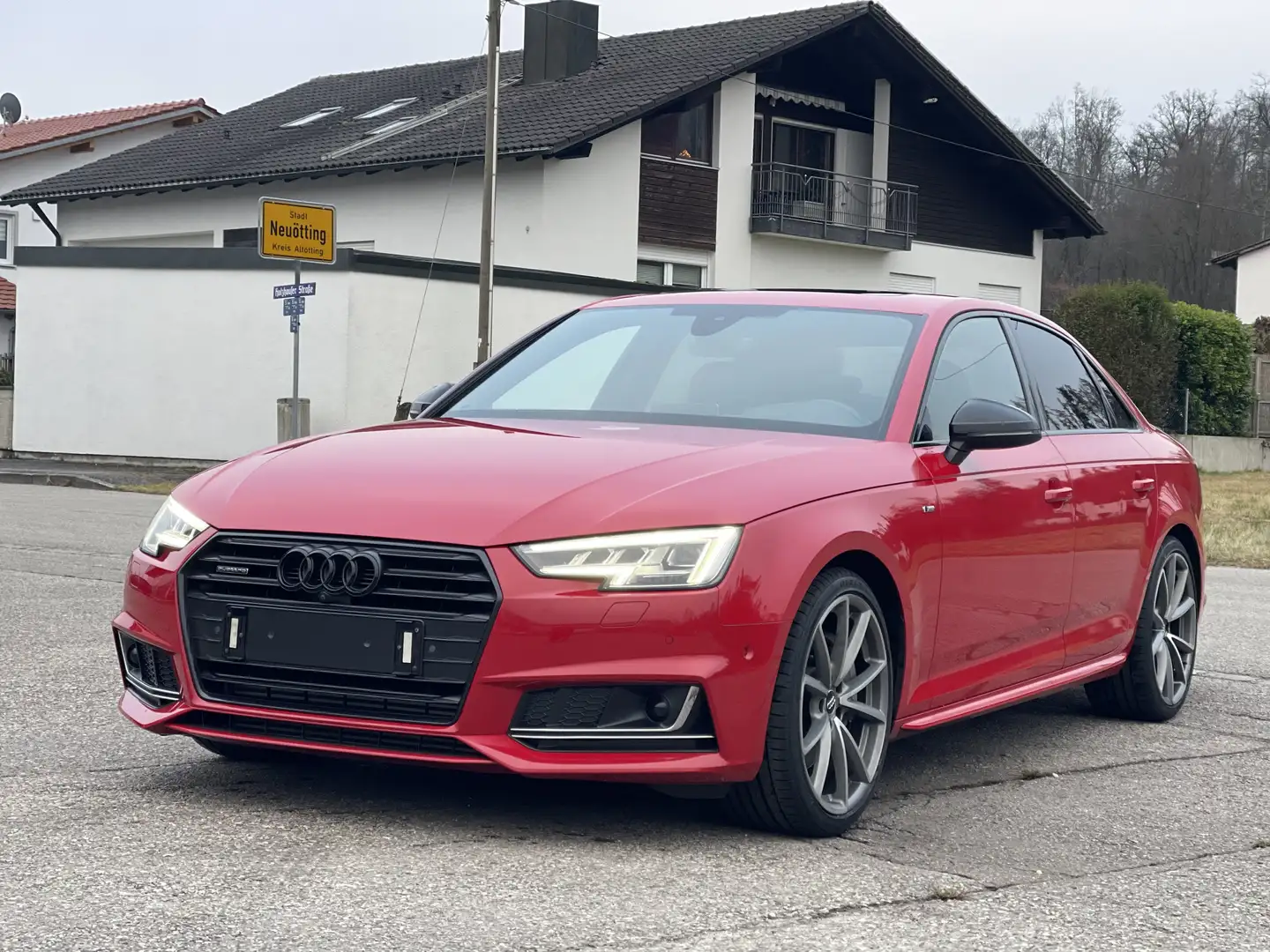Audi A4 quattro-sport-S-Line-Matrix-Head Up-Bang & Olufsen Rot - 2