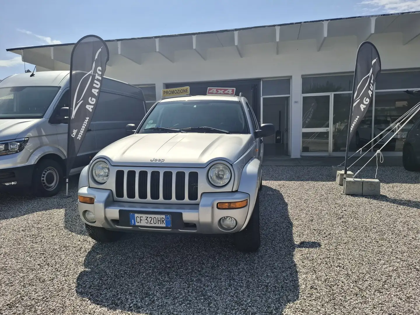 Jeep Cherokee 2.8 crd Limited auto Silber - 2