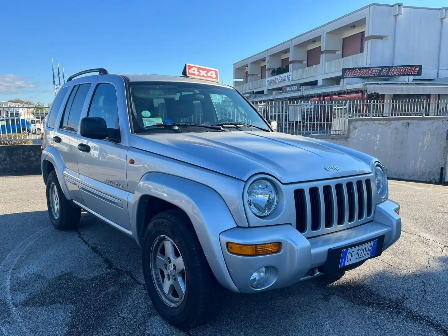 Jeep Cherokee 2.8 crd Limited auto Ezüst - 1
