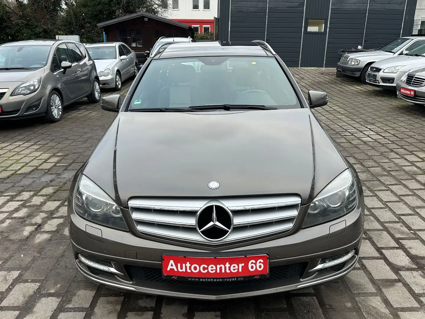 Mercedes-Benz C 200 T CGI Aut. AVANTGARDE *PANO*LEDER*STANDHZG Grau - 2
