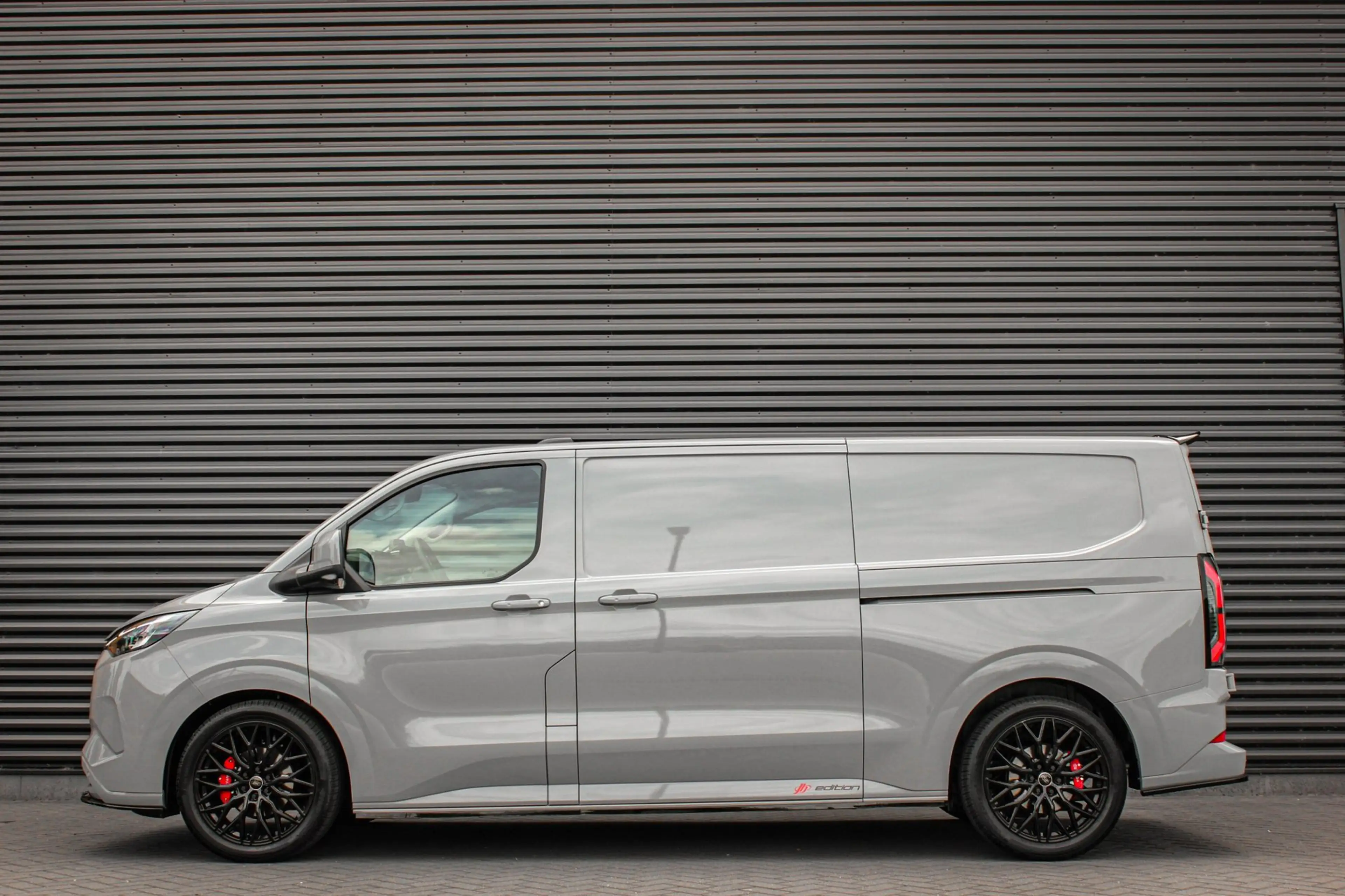Ford E-Transit Cust. 340 L2H1 Limited 71 kWh 218PK / JB- EDITON / — photo 6