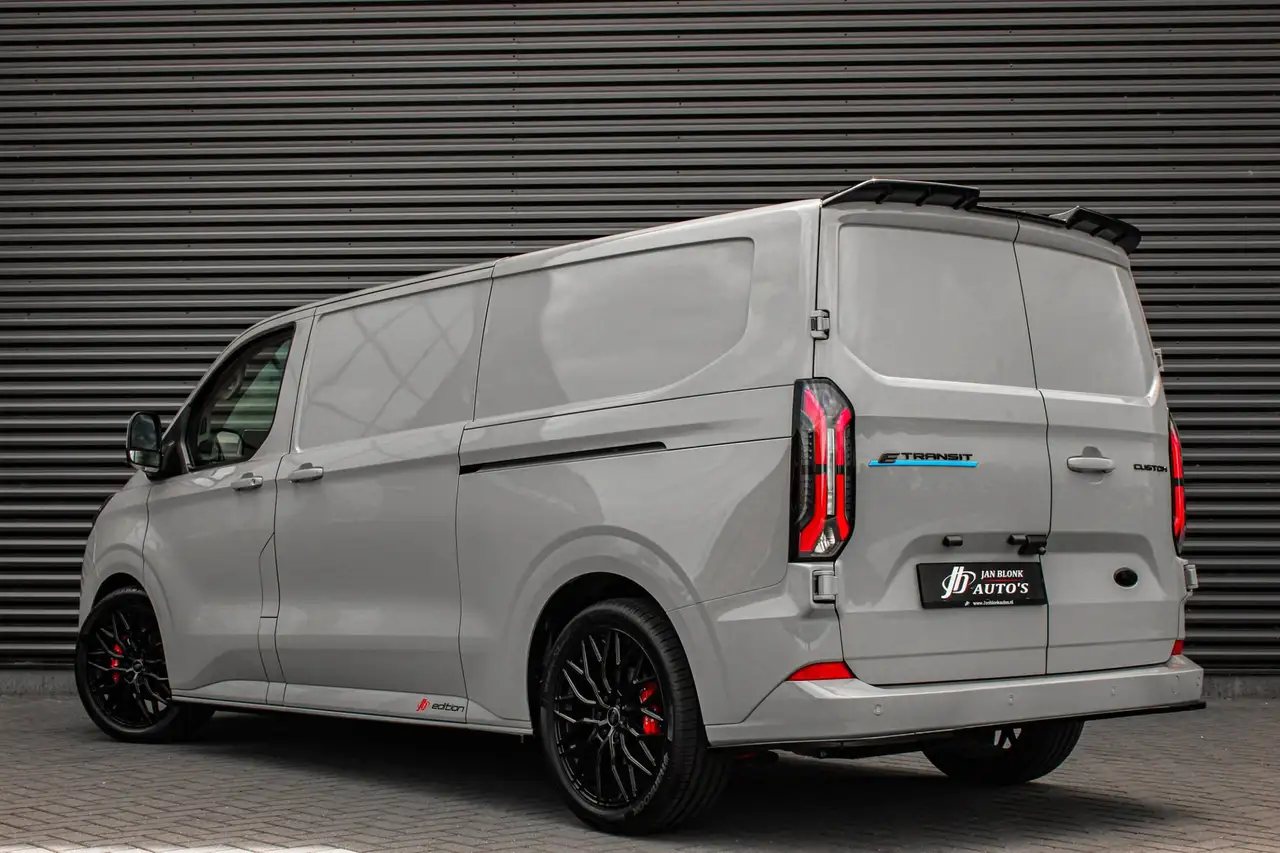 Ford E-Transit 2026